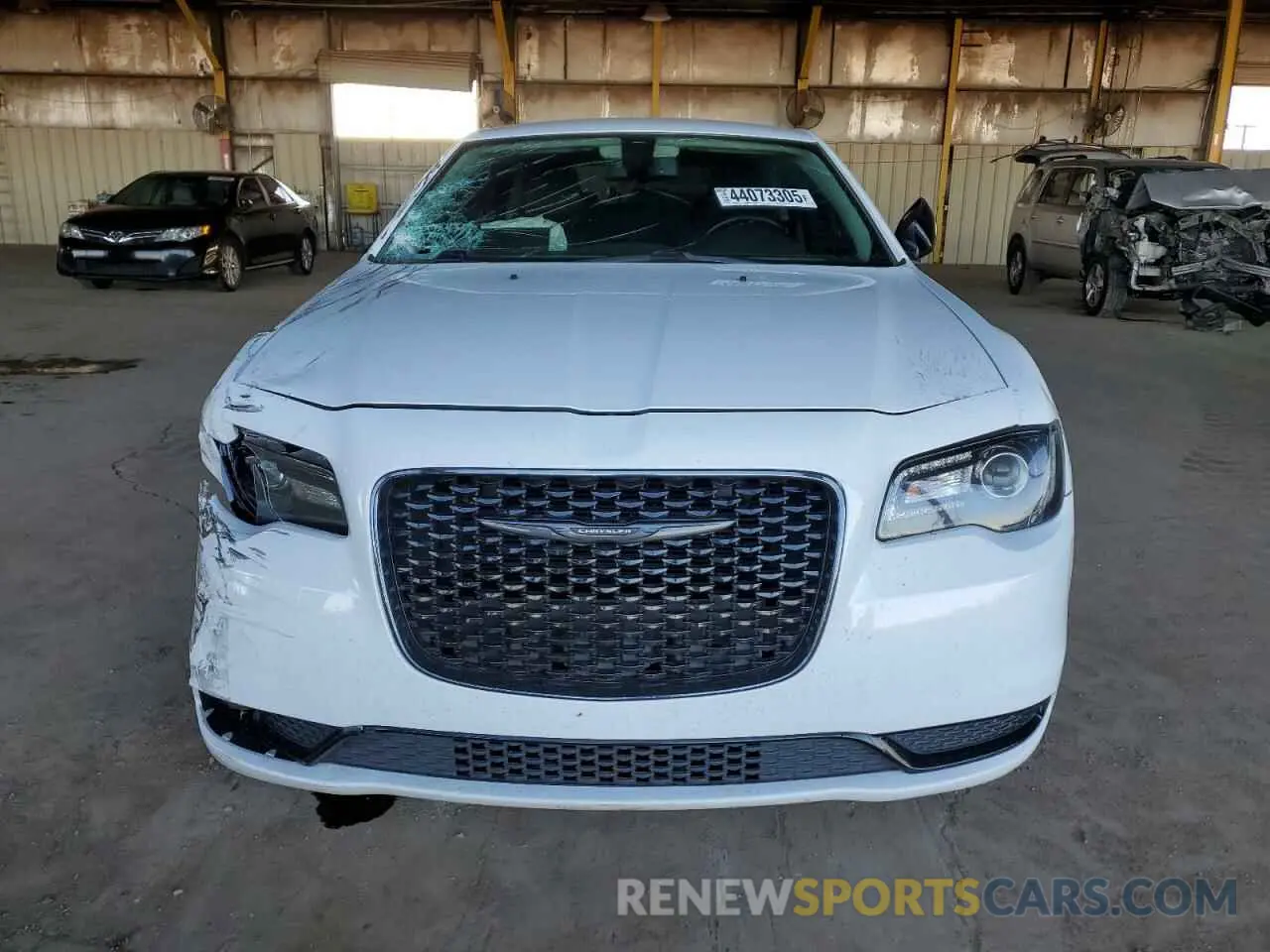5 fotografías del automóvil dañado 2C3CCAAG0MH516144 CHRYSLER 300 2021