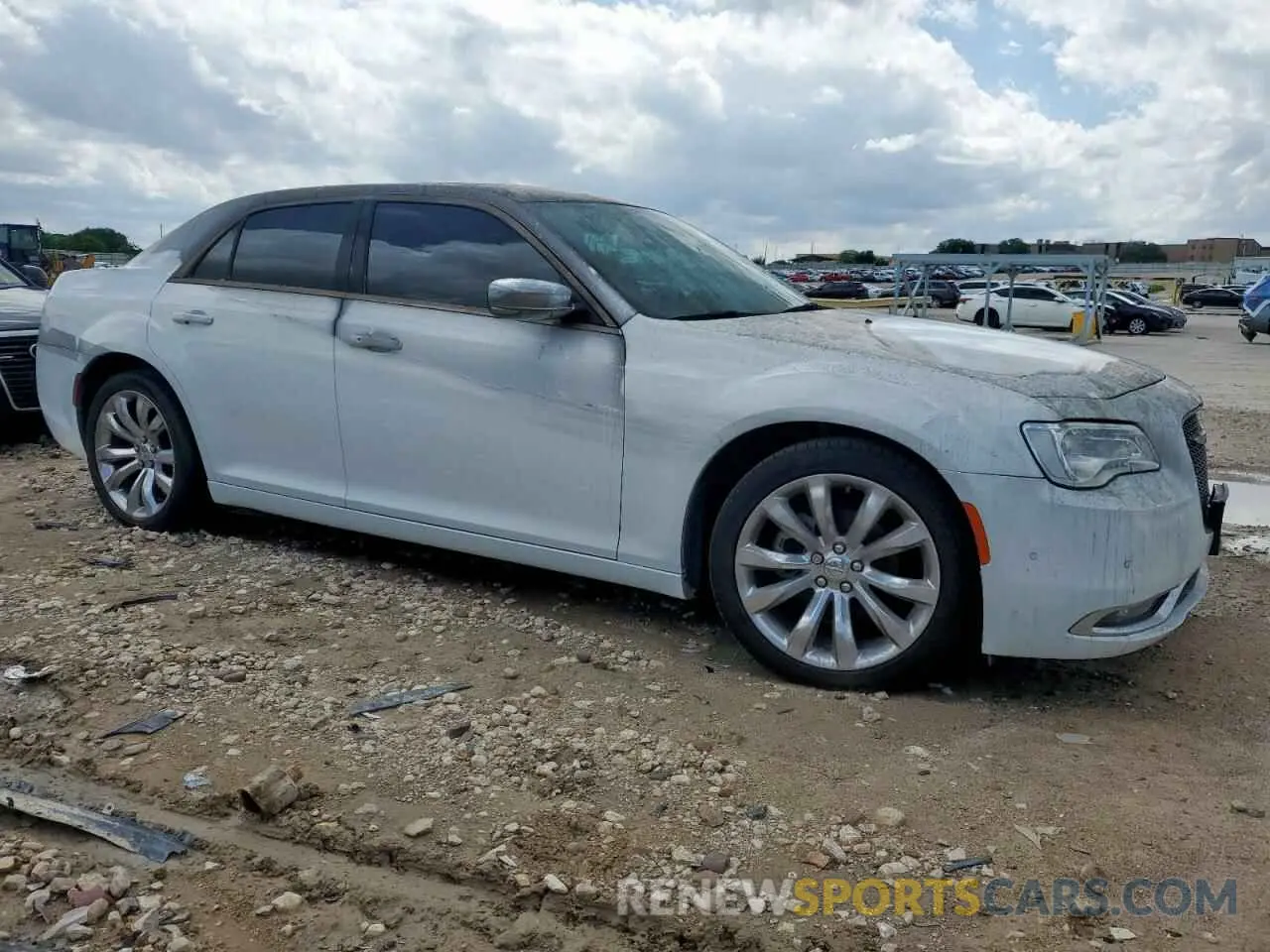 4 fotografías del automóvil dañado 2C3CCAAG3MH676132 CHRYSLER 300 2021
