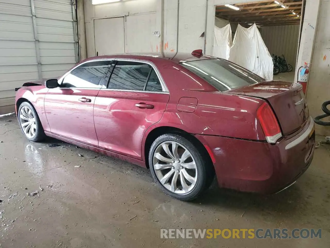 2 fotografías del automóvil dañado 2C3CCAAG5MH676116 CHRYSLER 300 2021