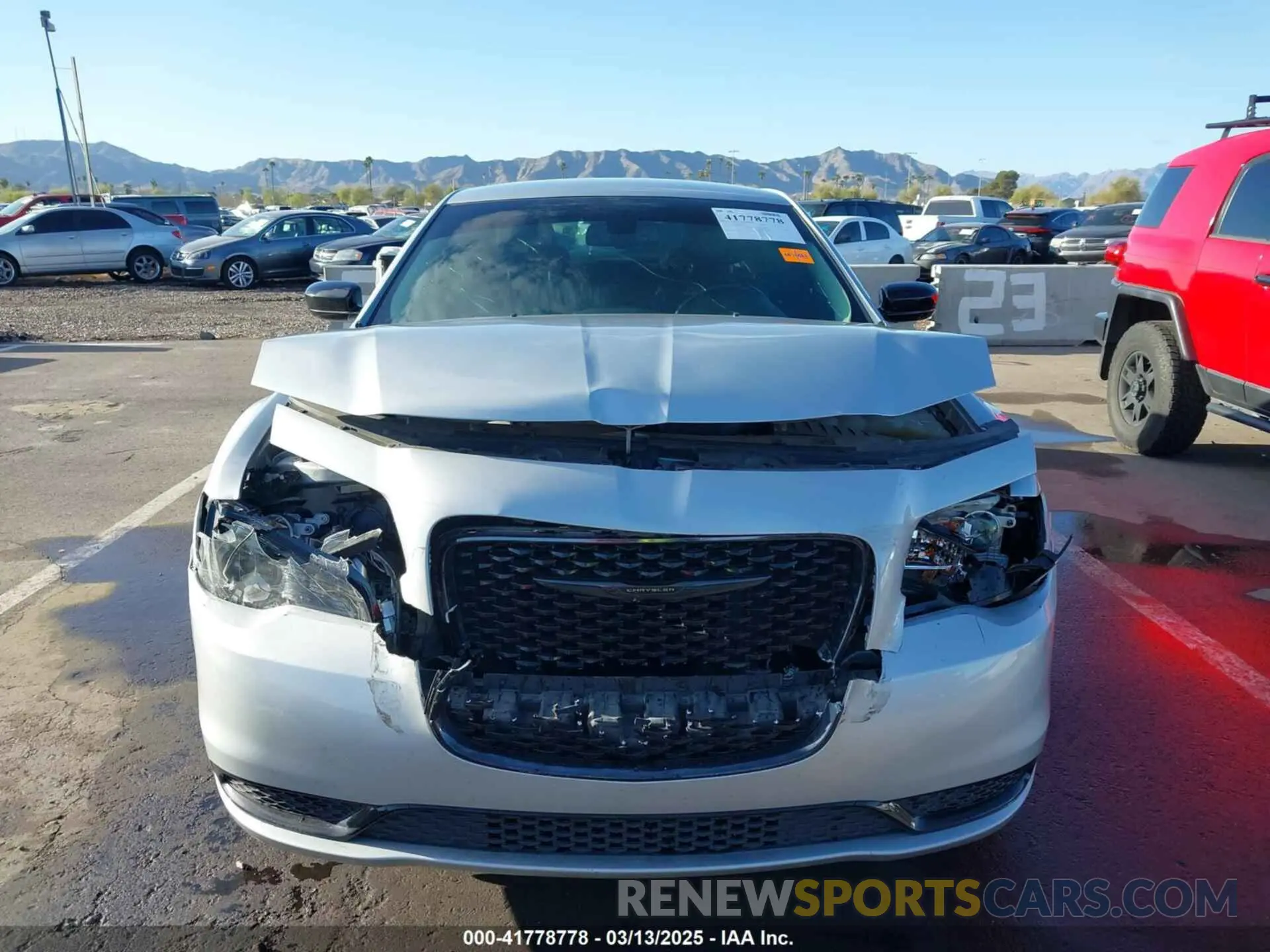 12 fotografías del automóvil dañado 2C3CCAAG6MH613770 CHRYSLER 300 2021