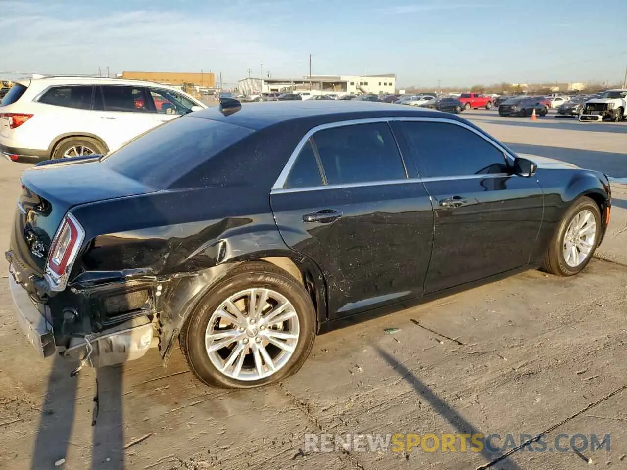 3 fotografías del automóvil dañado 2C3CCAAG6MH671684 CHRYSLER 300 2021