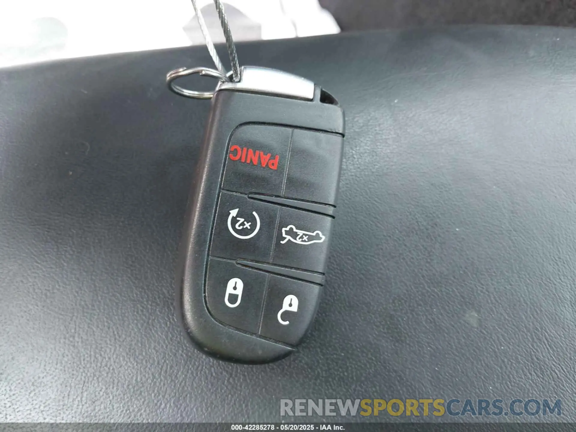 11 fotografías del automóvil dañado 2C3CCAAG8MH661593 CHRYSLER 300 2021