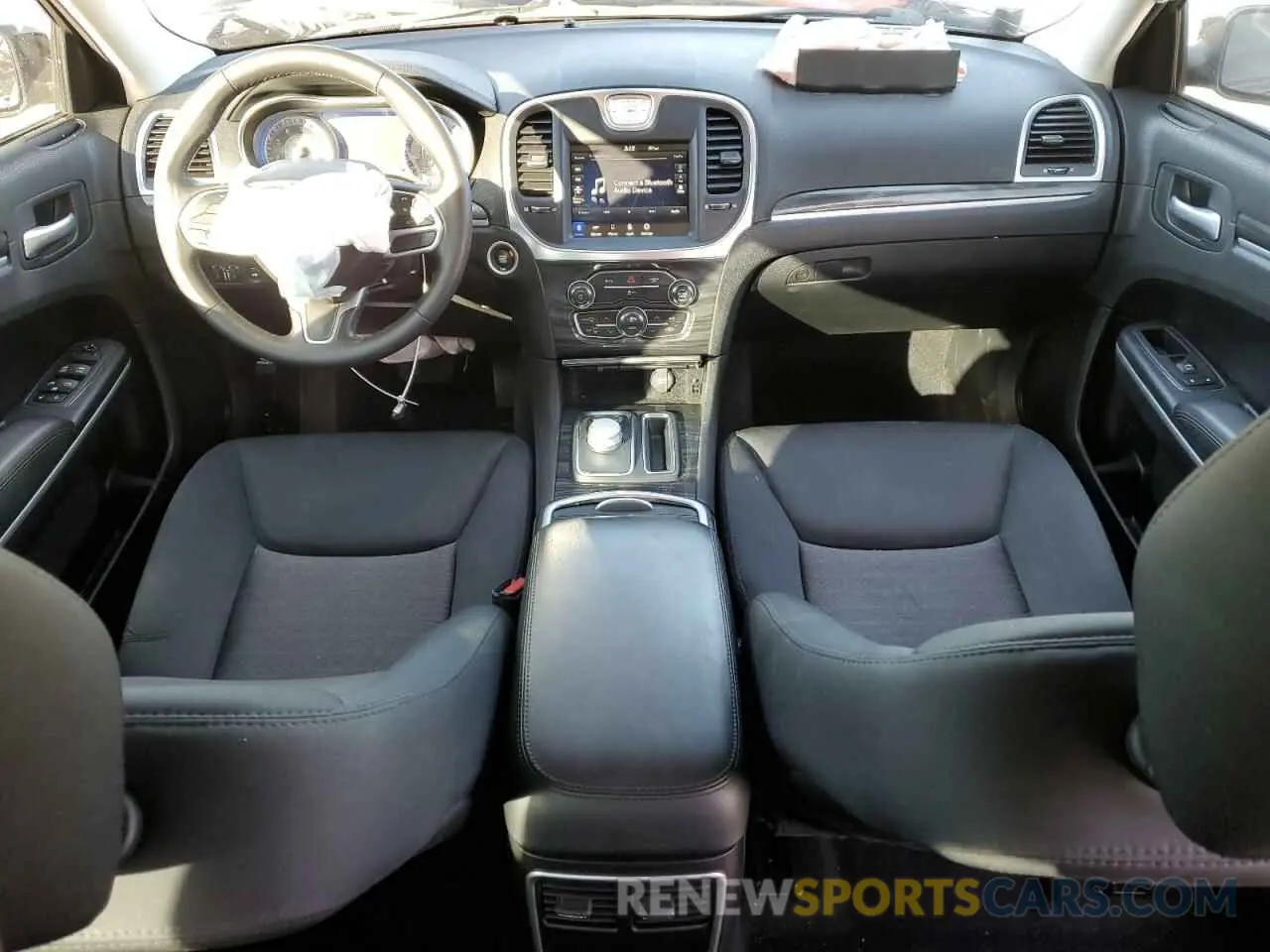 8 fotografías del automóvil dañado 2C3CCAAG9MH653986 CHRYSLER 300 2021