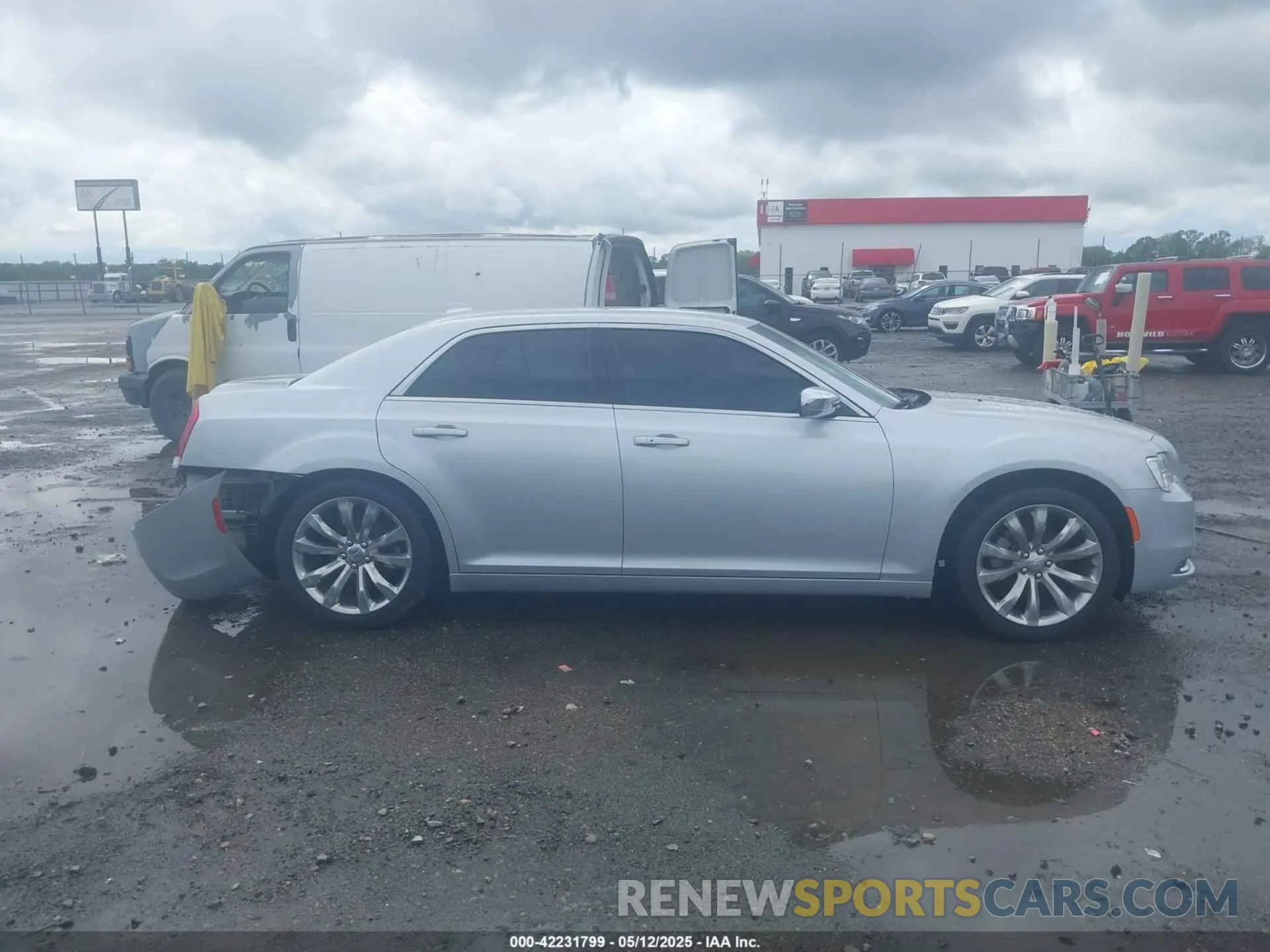 14 fotografías del automóvil dañado 2C3CCAAGXMH583429 CHRYSLER 300 2021