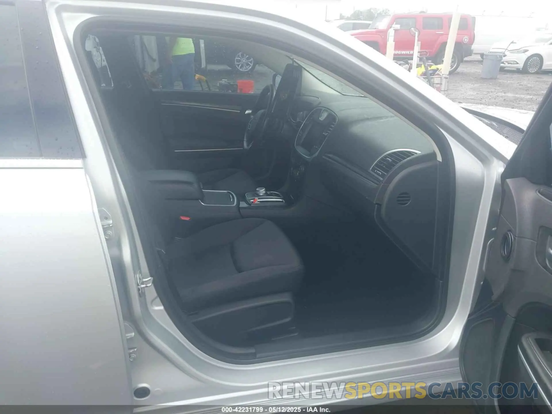 5 fotografías del automóvil dañado 2C3CCAAGXMH583429 CHRYSLER 300 2021