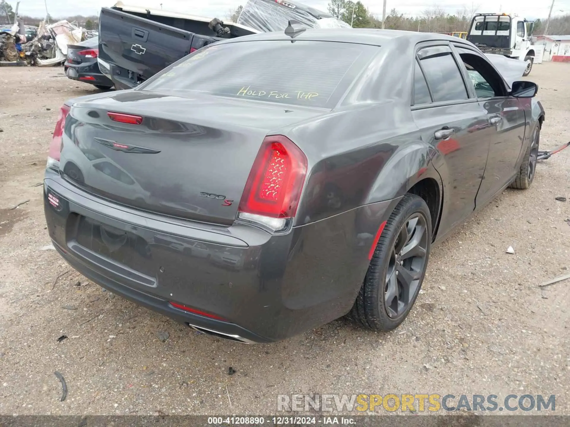 4 fotografías del automóvil dañado 2C3CCABG0MH626383 CHRYSLER 300 2021