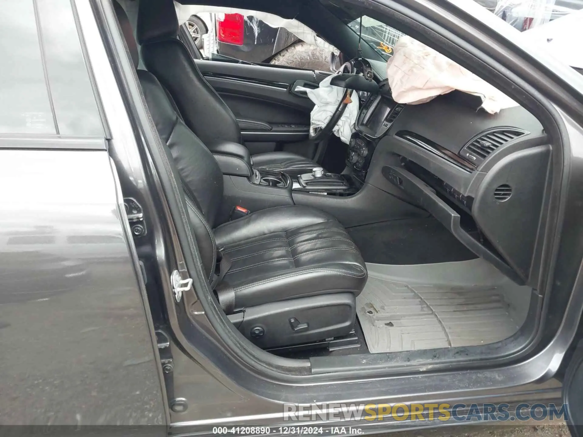 5 fotografías del automóvil dañado 2C3CCABG0MH626383 CHRYSLER 300 2021