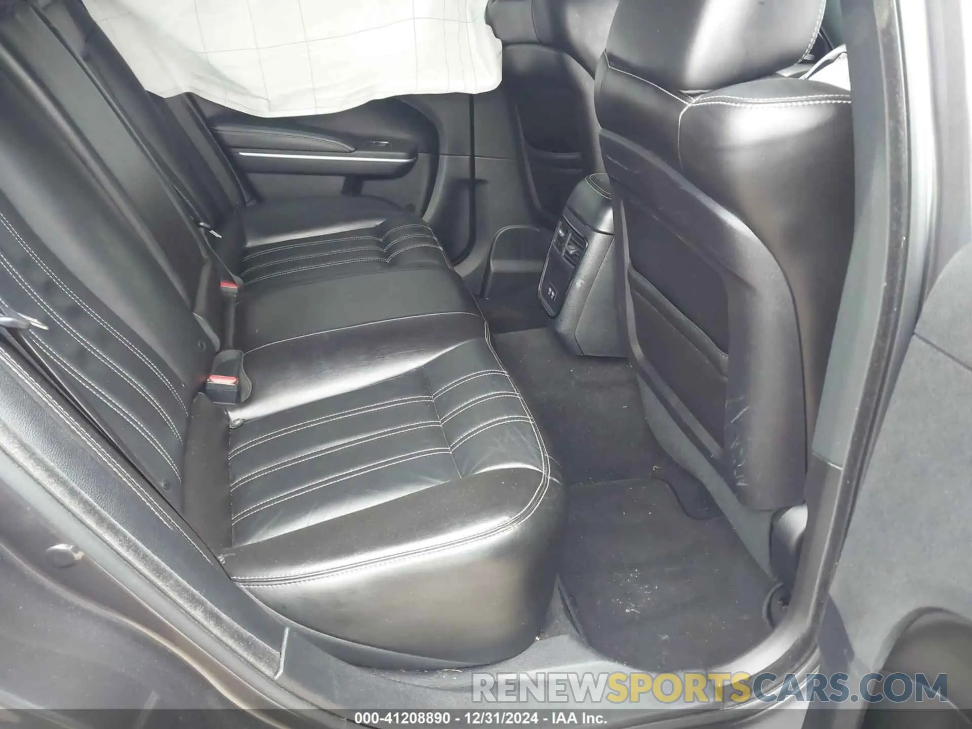 8 fotografías del automóvil dañado 2C3CCABG0MH626383 CHRYSLER 300 2021