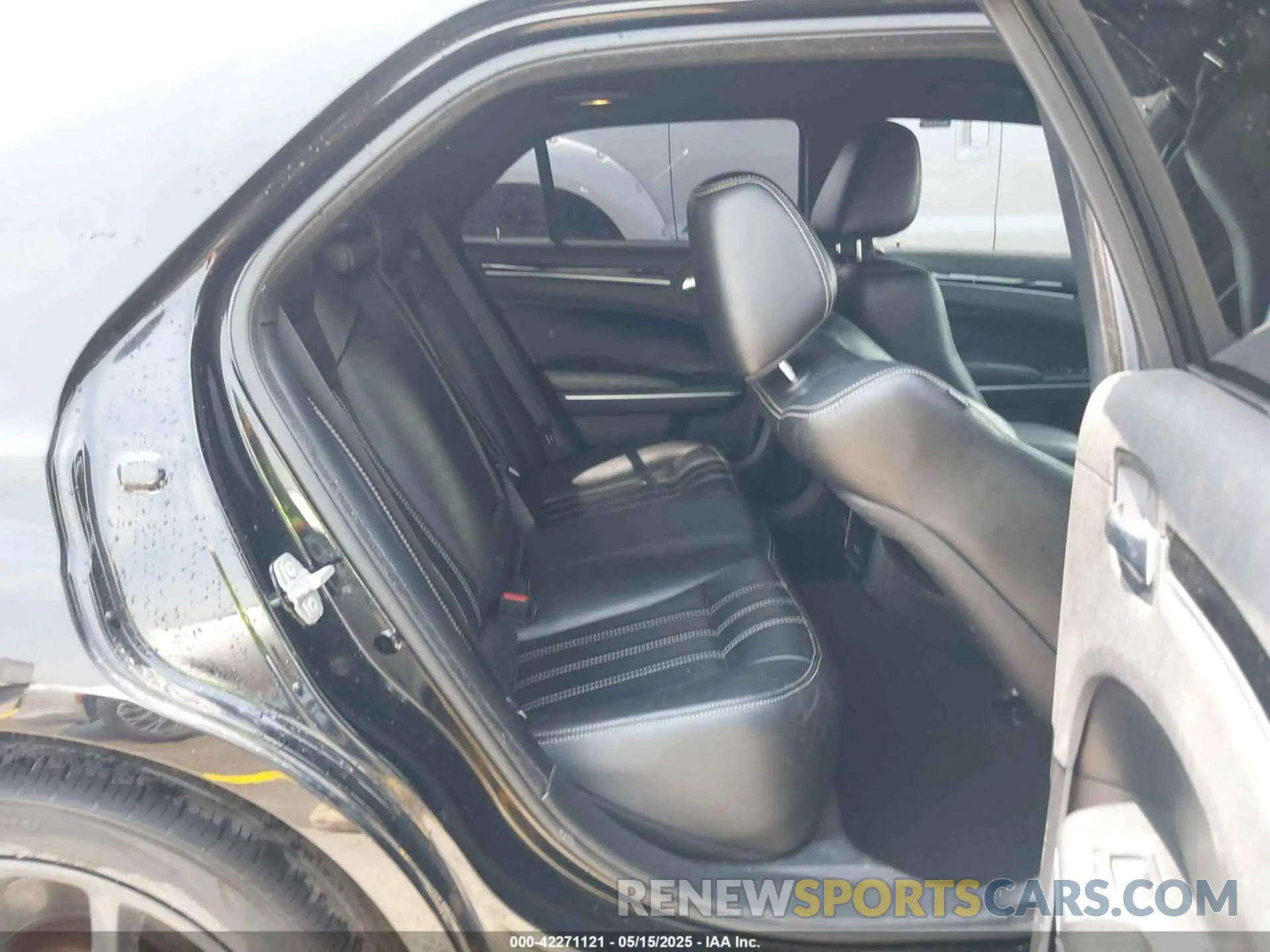 8 fotografías del automóvil dañado 2C3CCABG1MH520184 CHRYSLER 300 2021