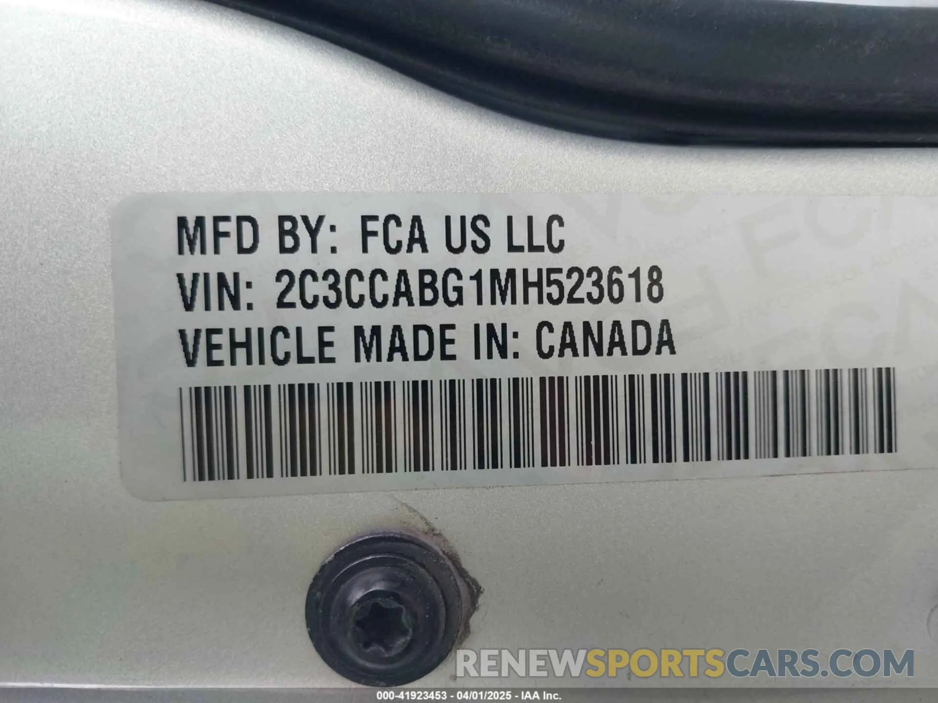 9 fotografías del automóvil dañado 2C3CCABG1MH523618 CHRYSLER 300 2021