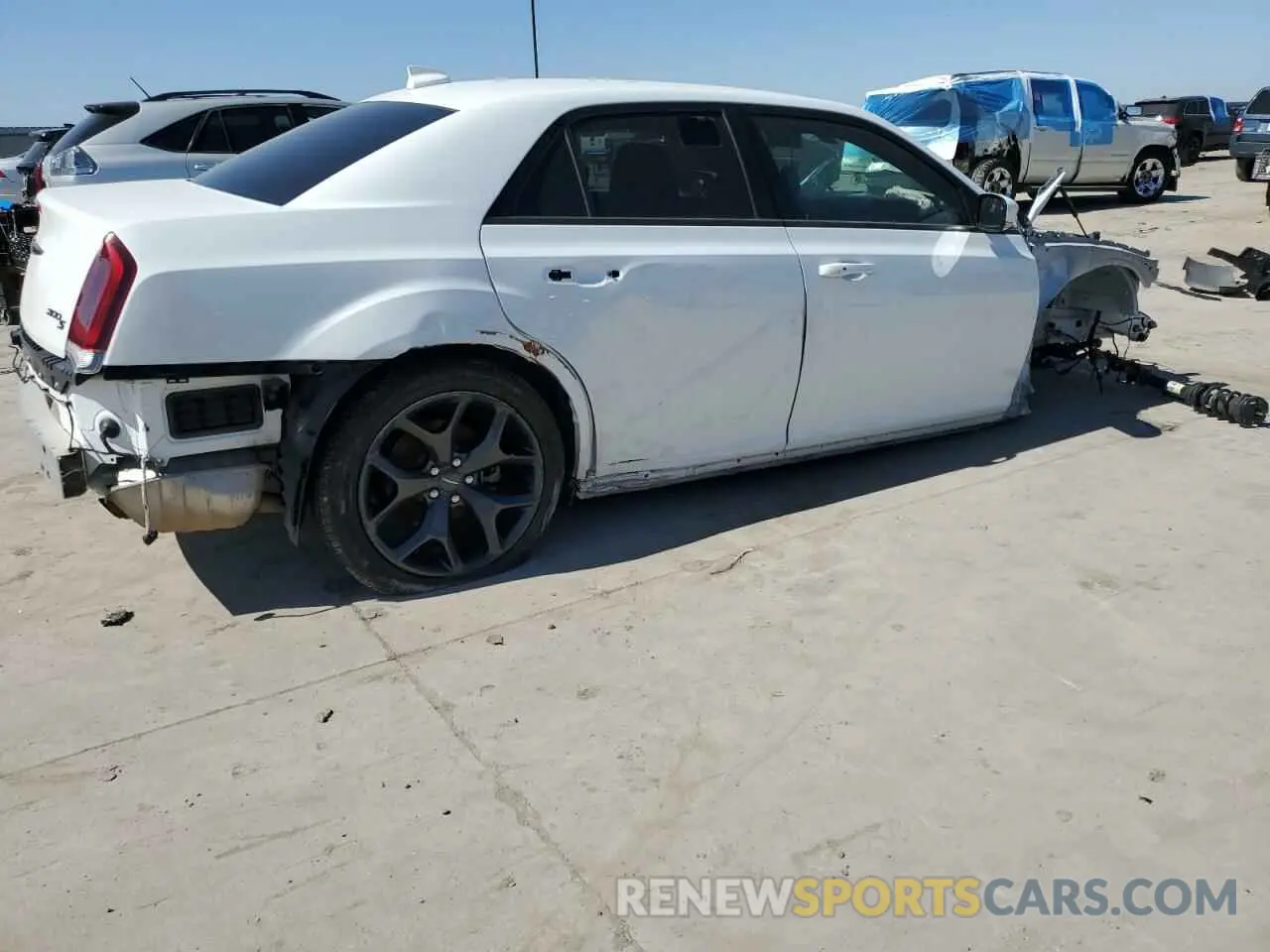 3 fotografías del automóvil dañado 2C3CCABG1MH620169 CHRYSLER 300 2021