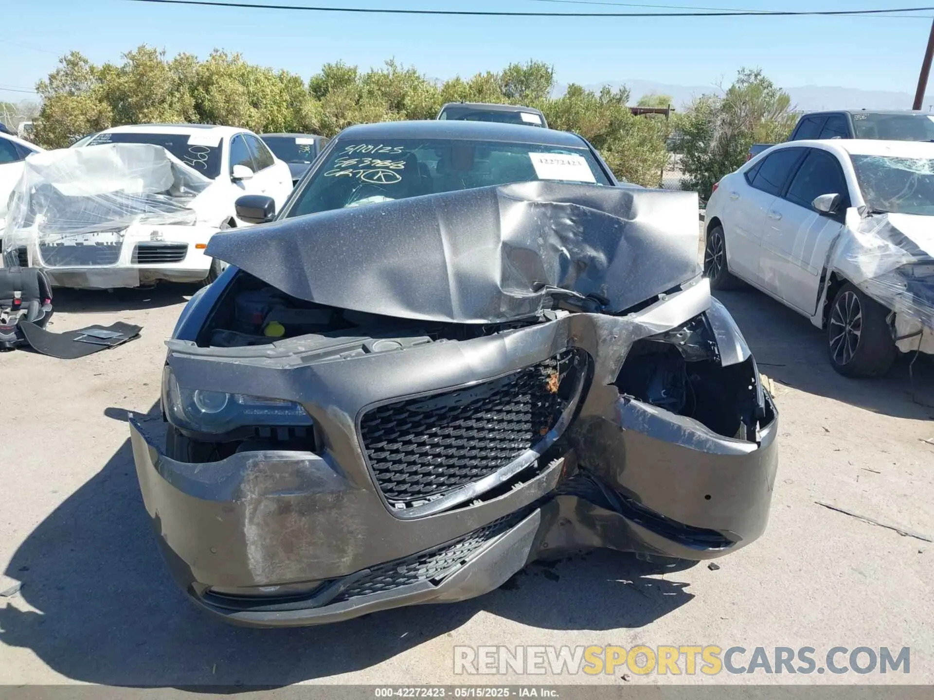 11 fotografías del automóvil dañado 2C3CCABG1MH629812 CHRYSLER 300 2021