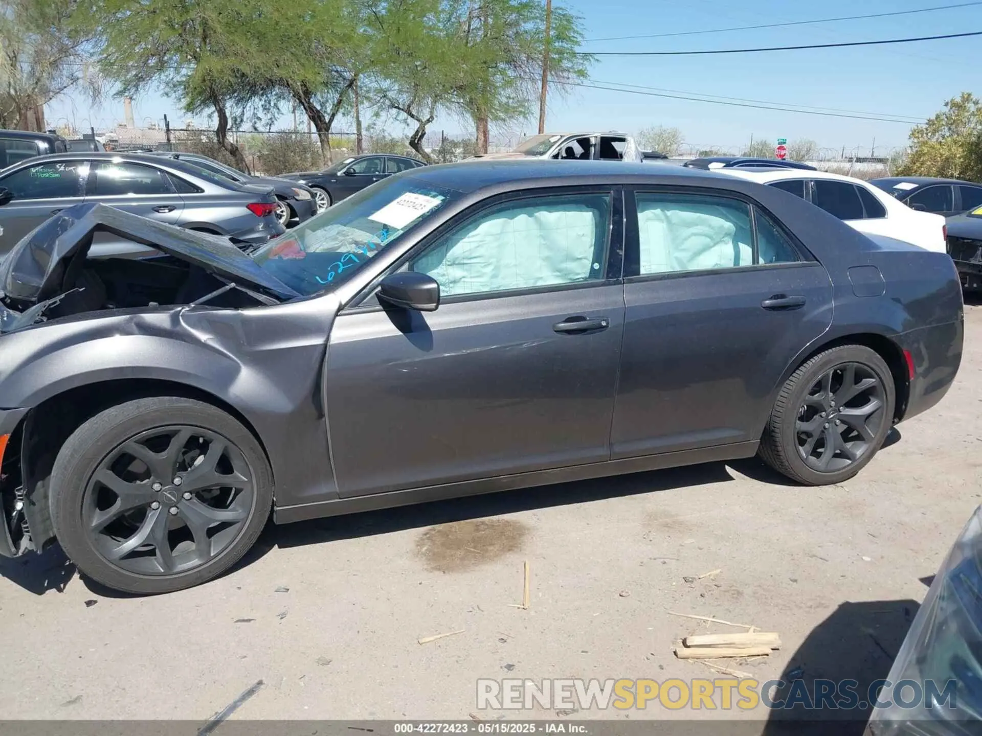 13 fotografías del automóvil dañado 2C3CCABG1MH629812 CHRYSLER 300 2021