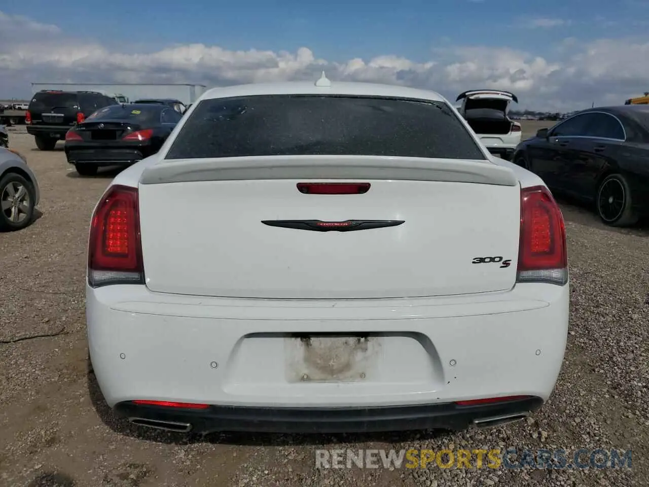 6 fotografías del automóvil dañado 2C3CCABG2MH629852 CHRYSLER 300 2021