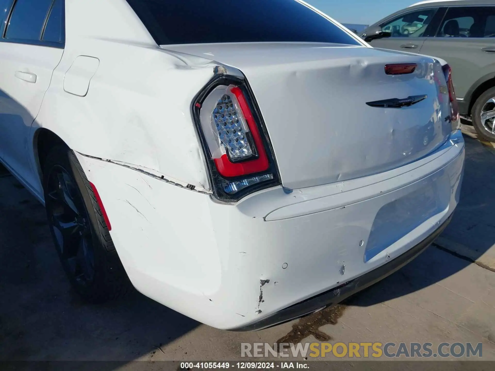 18 fotografías del automóvil dañado 2C3CCABG3MH506965 CHRYSLER 300 2021