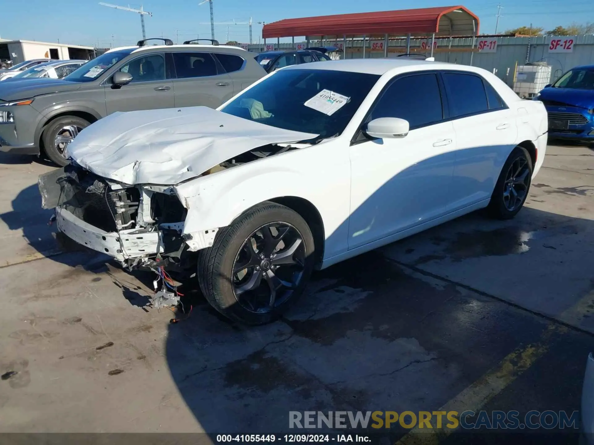 2 fotografías del automóvil dañado 2C3CCABG3MH506965 CHRYSLER 300 2021