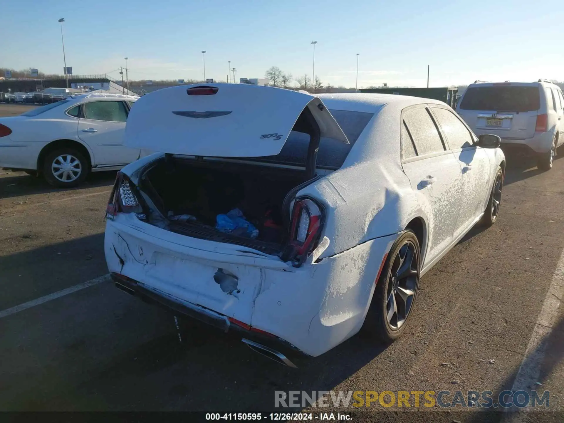 6 fotografías del automóvil dañado 2C3CCABG3MH537133 CHRYSLER 300 2021