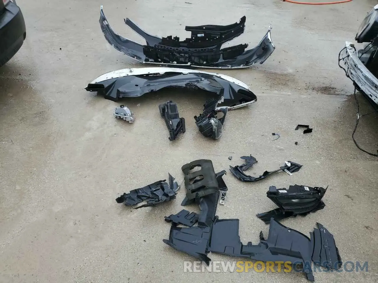 12 fotografías del automóvil dañado 2C3CCABG3MH554305 CHRYSLER 300 2021