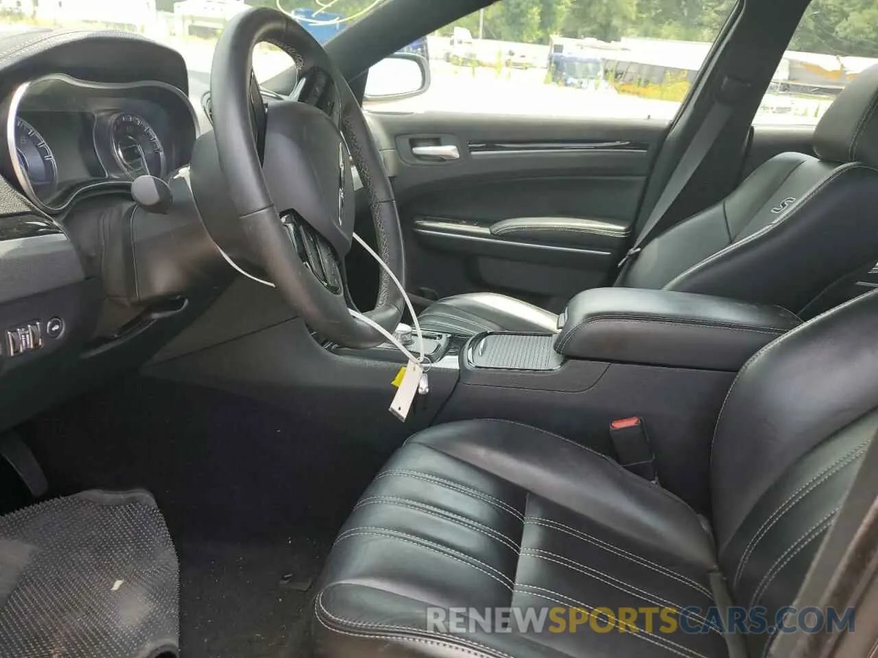 7 fotografías del automóvil dañado 2C3CCABG4MH520342 CHRYSLER 300 2021