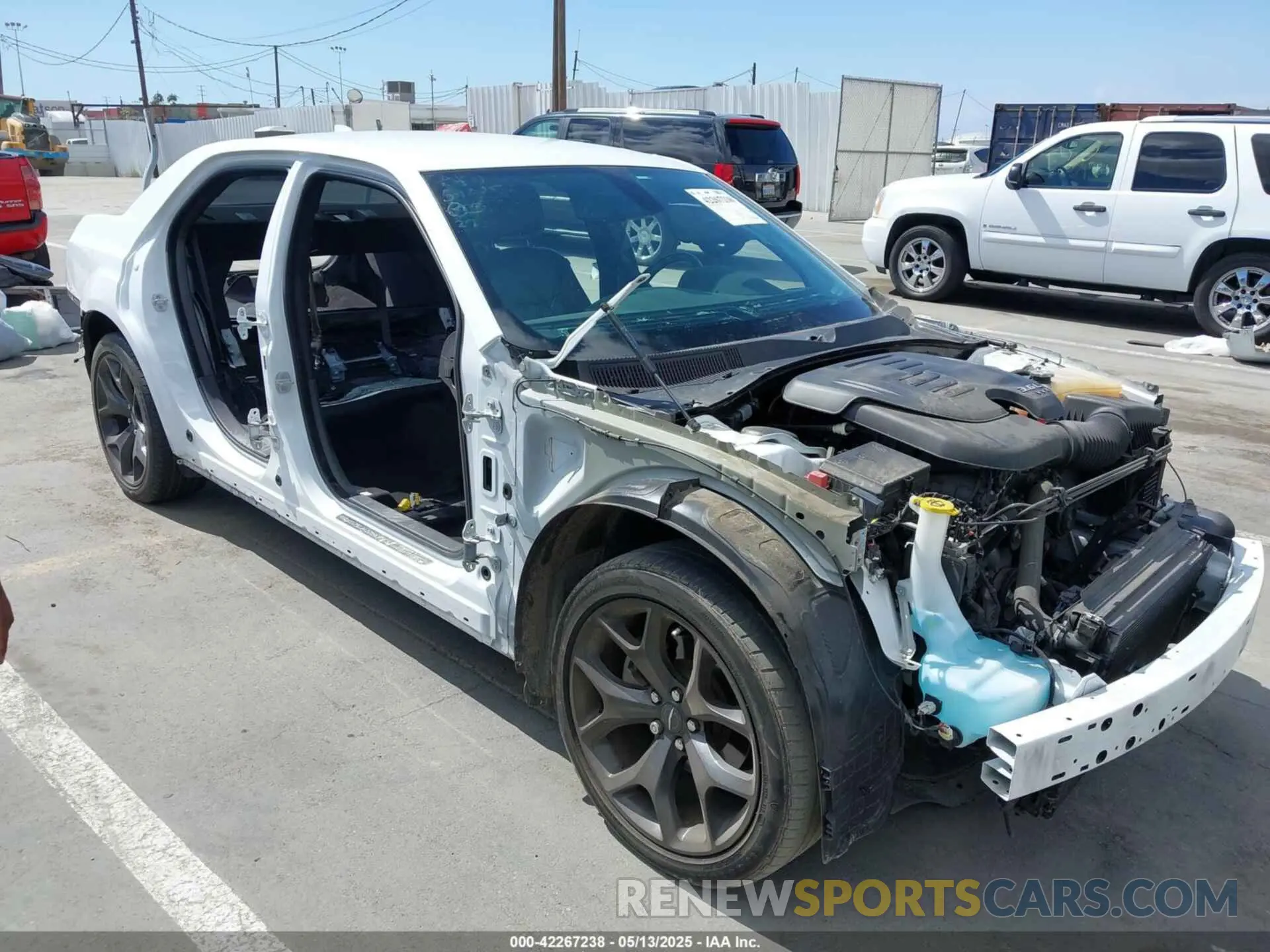 1 fotografías del automóvil dañado 2C3CCABG5MH620255 CHRYSLER 300 2021