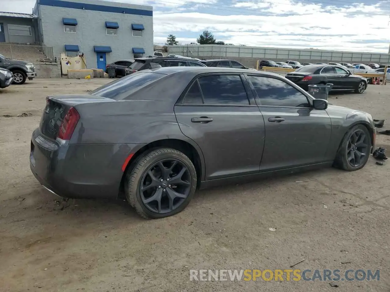 3 fotografías del automóvil dañado 2C3CCABG7MH541315 CHRYSLER 300 2021