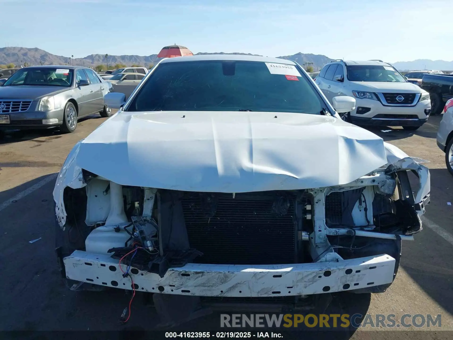 13 fotografías del automóvil dañado 2C3CCABG8MH537354 CHRYSLER 300 2021