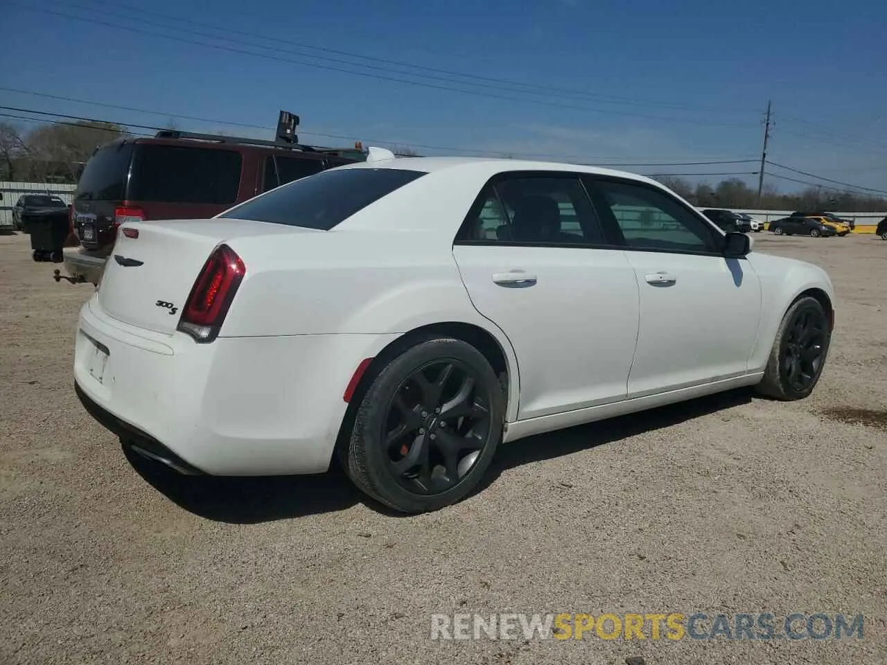 4 fotografías del automóvil dañado 2C3CCABG8MH549634 CHRYSLER 300 2021