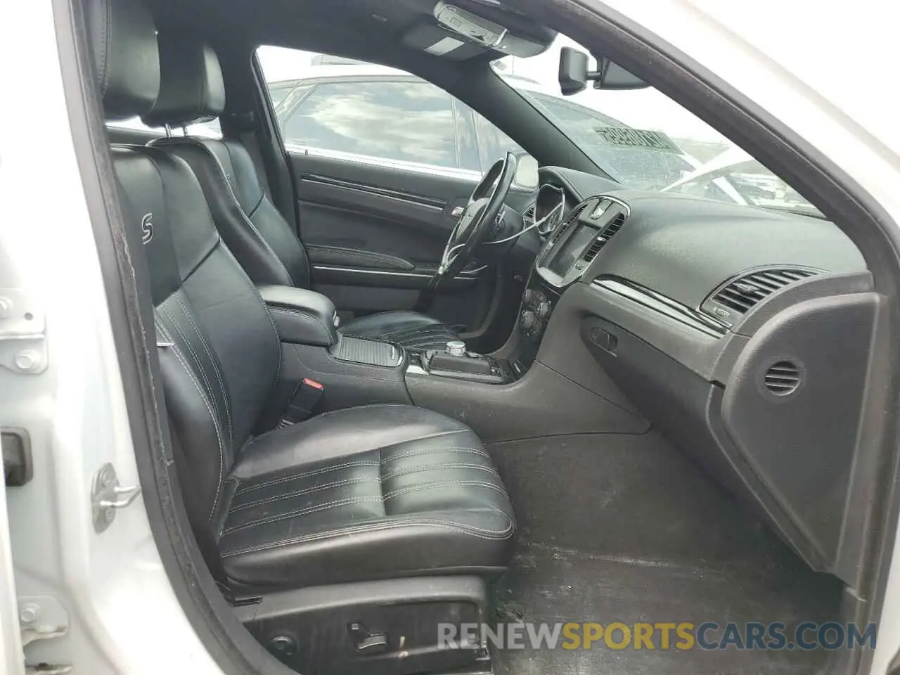 7 fotografías del automóvil dañado 2C3CCABG8MH549634 CHRYSLER 300 2021