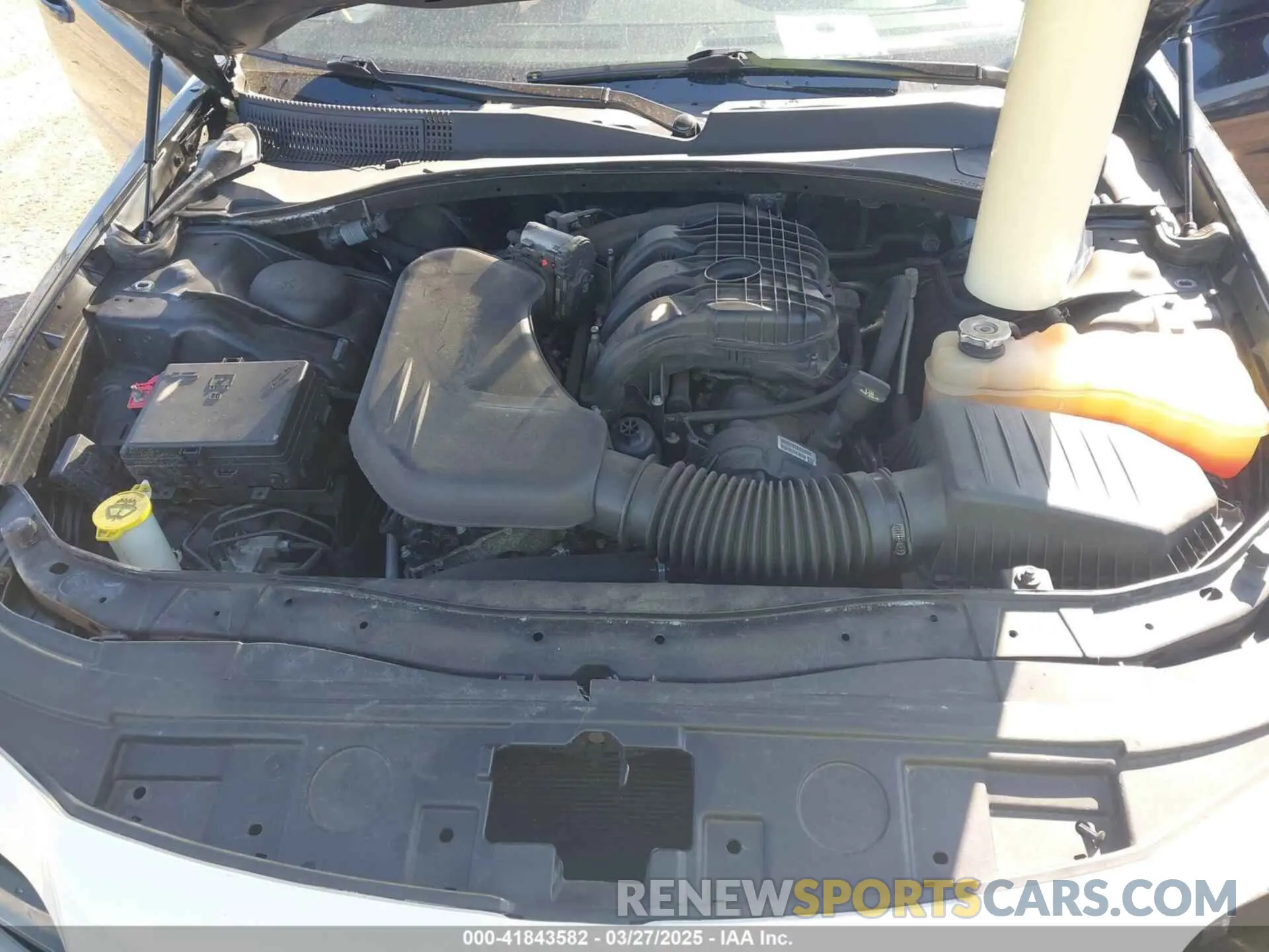 10 fotografías del automóvil dañado 2C3CCABG8MH606625 CHRYSLER 300 2021