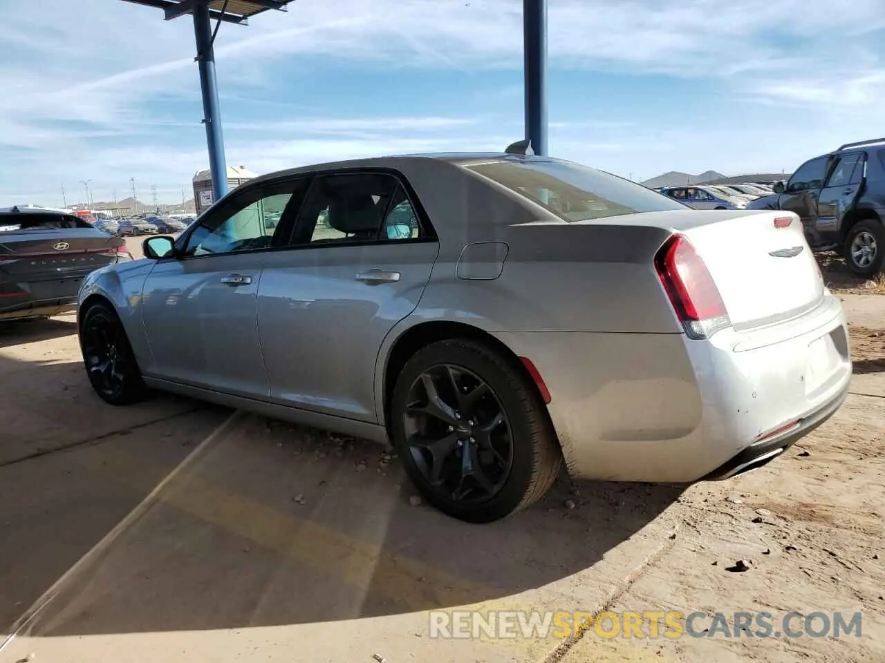 2 fotografías del automóvil dañado 2C3CCABGXMH529143 CHRYSLER 300 2021