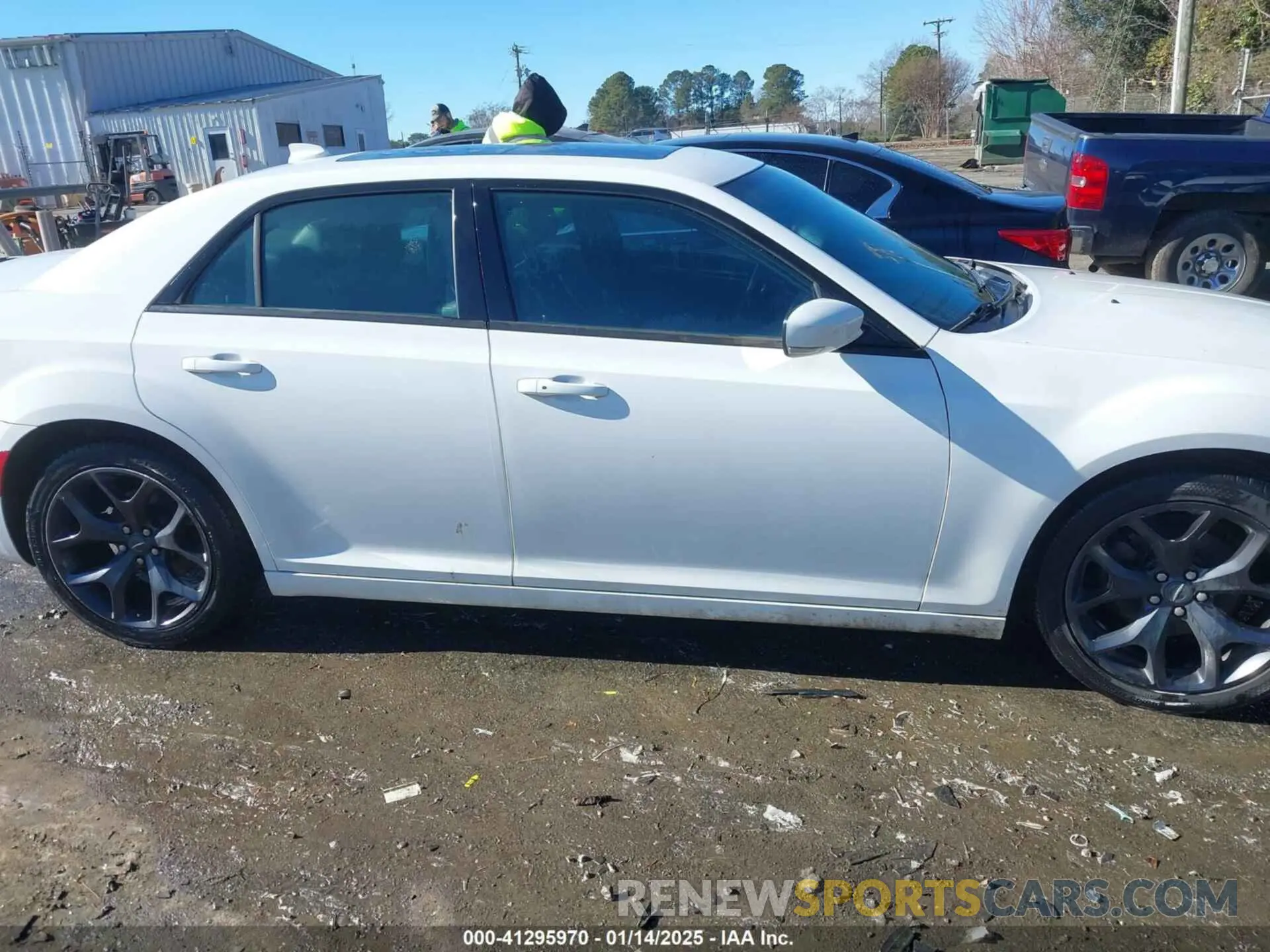 13 fotografías del automóvil dañado 2C3CCABGXMH537050 CHRYSLER 300 2021