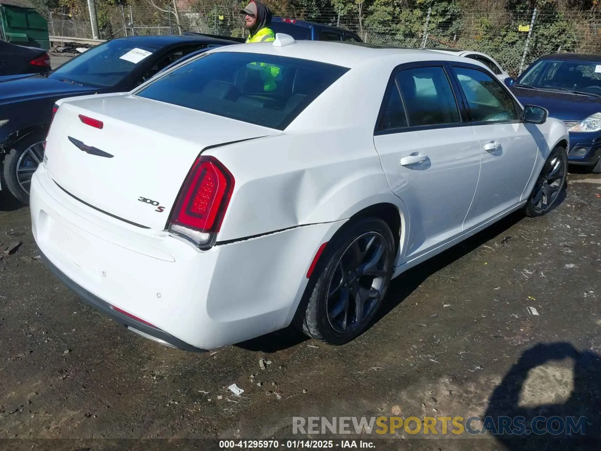 4 fotografías del automóvil dañado 2C3CCABGXMH537050 CHRYSLER 300 2021