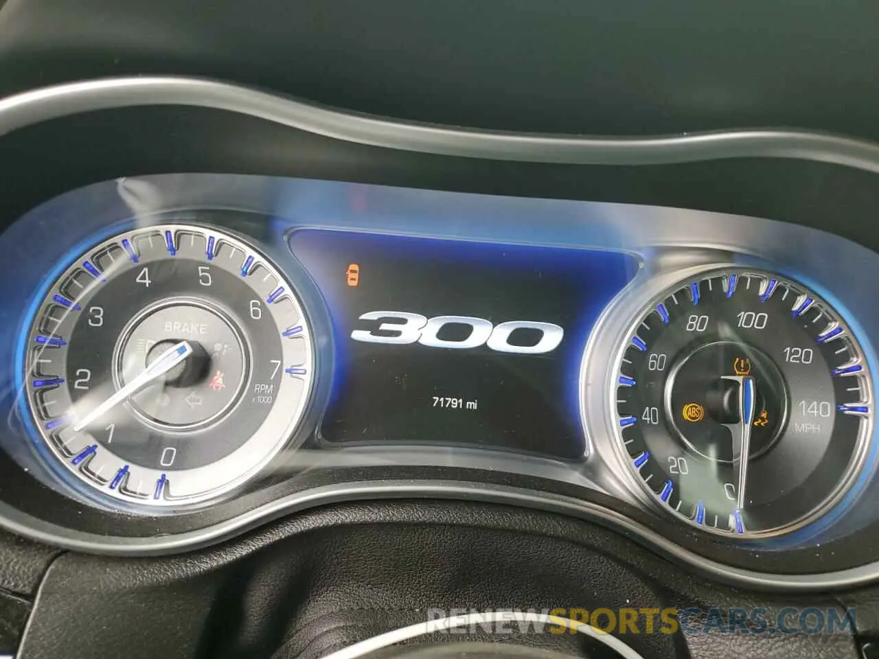 9 fotografías del automóvil dañado 2C3CCABGXMH550011 CHRYSLER 300 2021