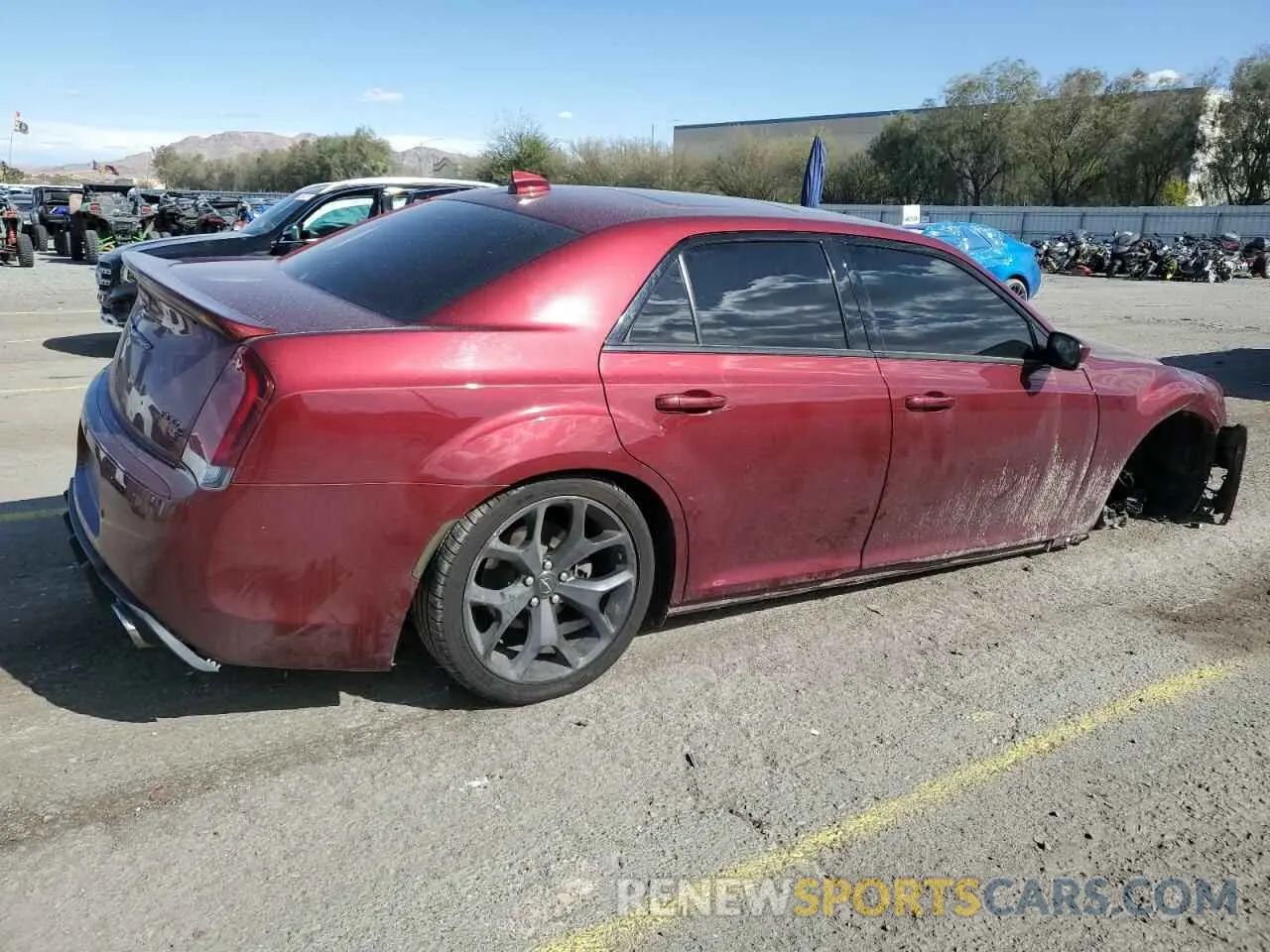 3 fotografías del automóvil dañado 2C3CCABT3MH582229 CHRYSLER 300 2021
