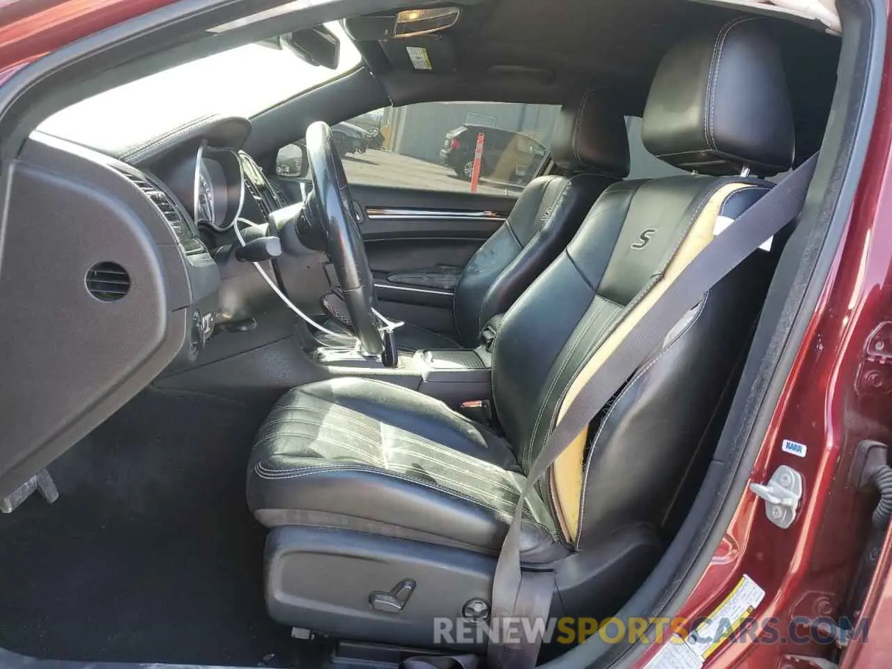 7 fotografías del automóvil dañado 2C3CCABT3MH582229 CHRYSLER 300 2021