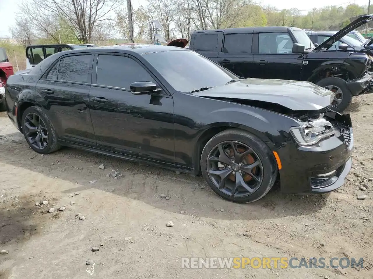4 fotografías del automóvil dañado 2C3CCABT6MH582242 CHRYSLER 300 2021