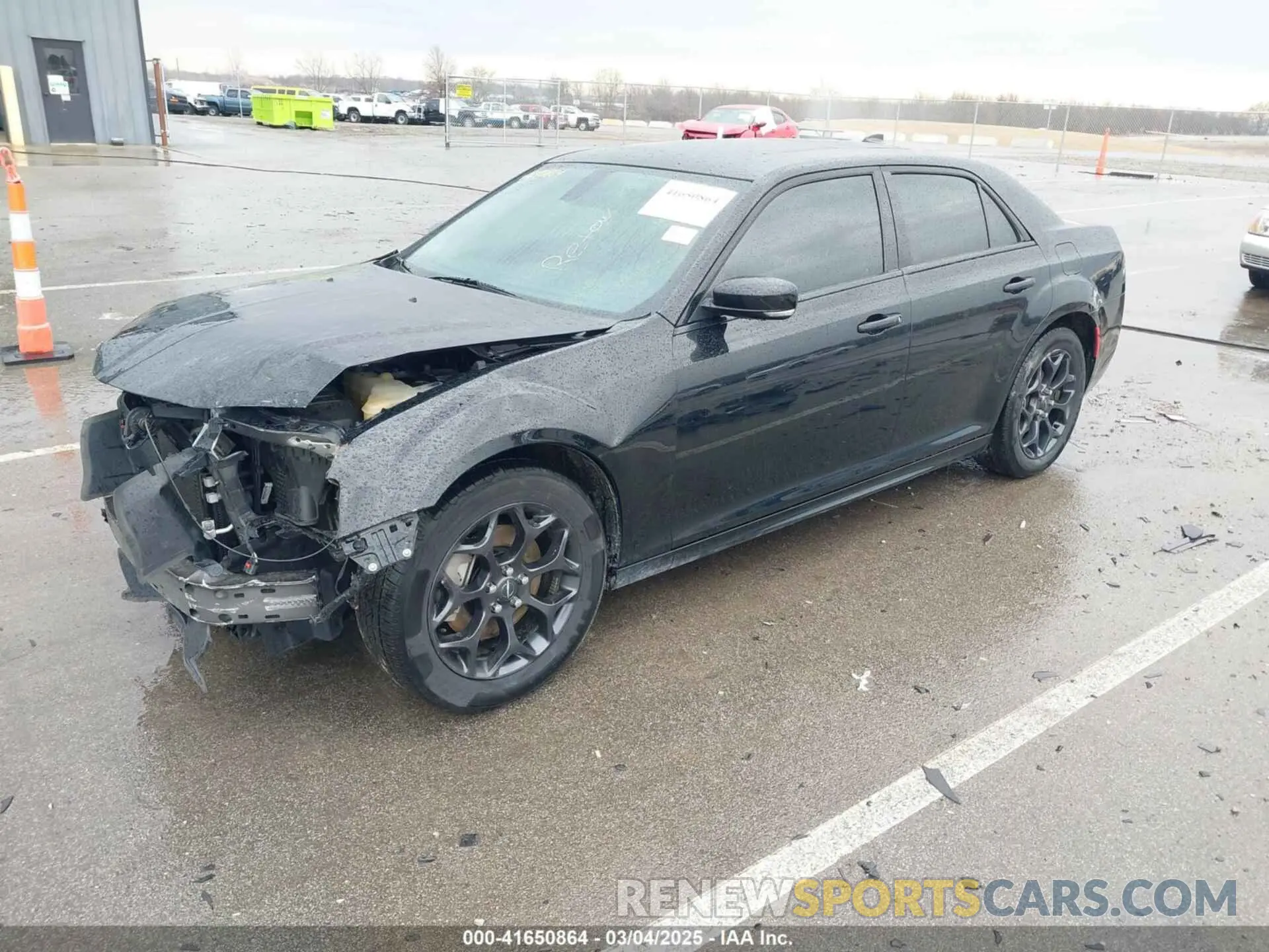 2 fotografías del automóvil dañado 2C3CCARGXMH576100 CHRYSLER 300 2021
