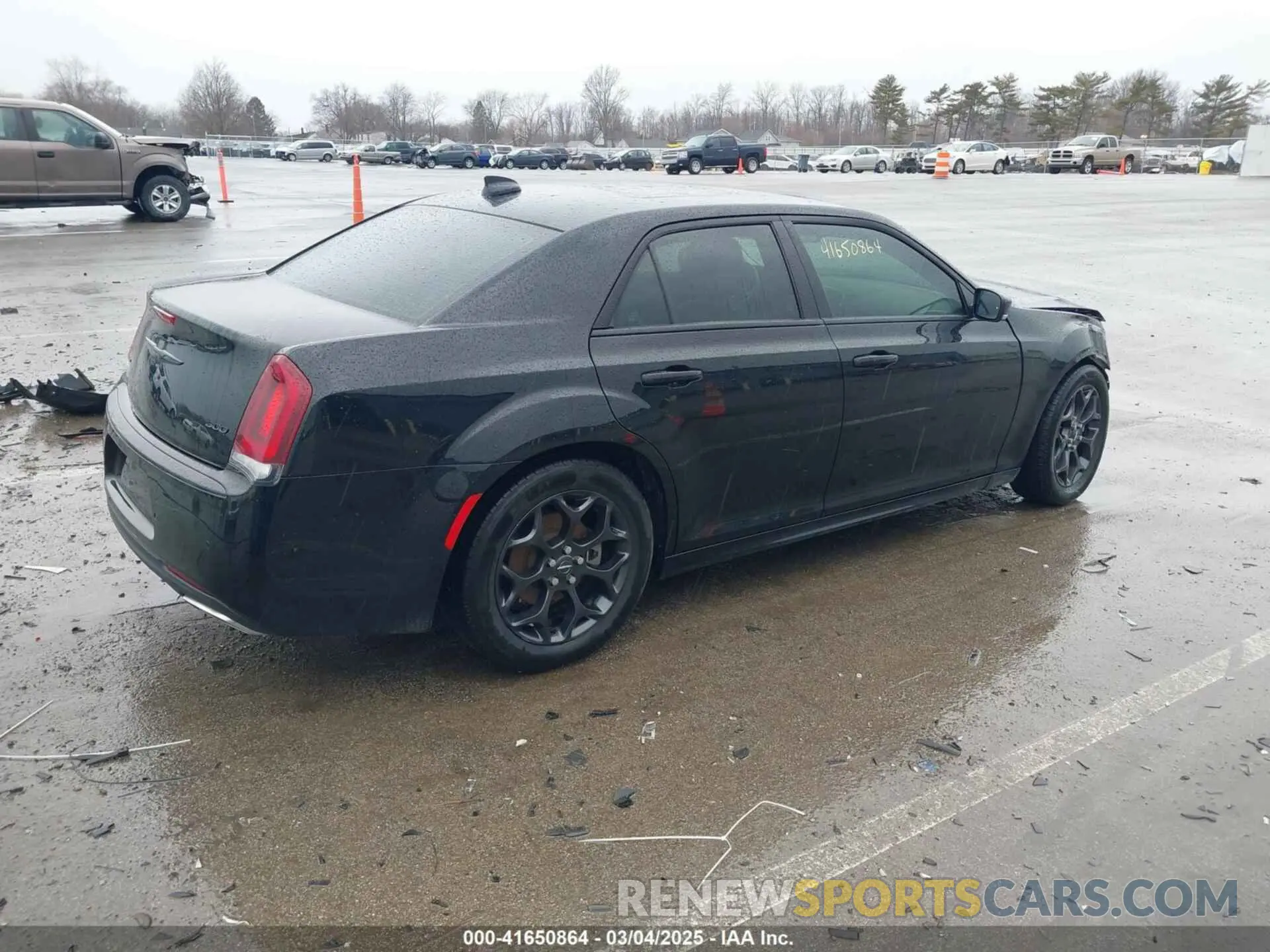 4 fotografías del automóvil dañado 2C3CCARGXMH576100 CHRYSLER 300 2021