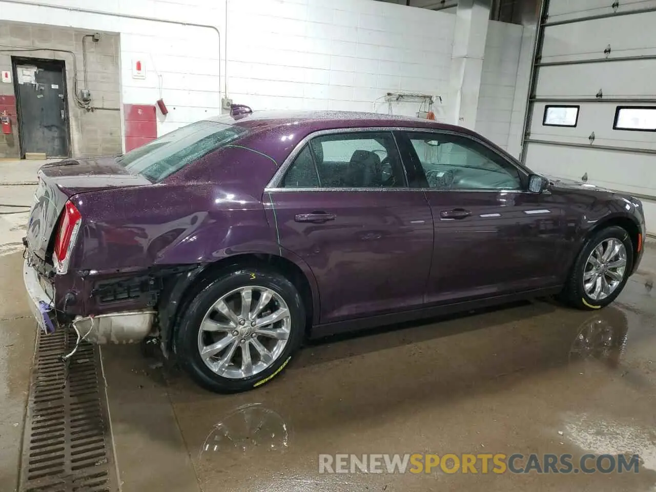 3 fotografías del automóvil dañado 2C3CCARGXMH657761 CHRYSLER 300 2021