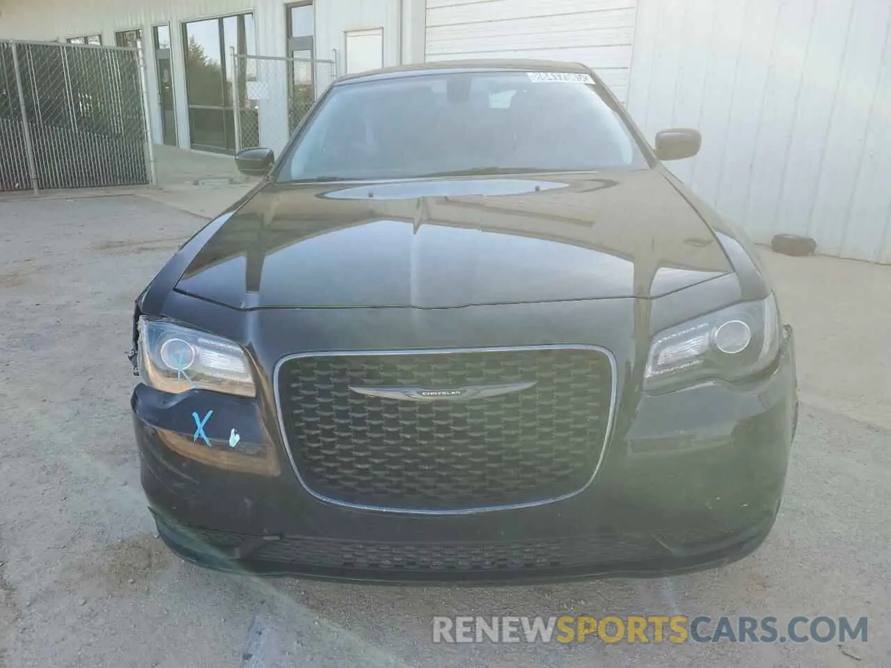 5 fotografías del automóvil dañado 2C3CCAAG0NH190945 CHRYSLER 300 2022