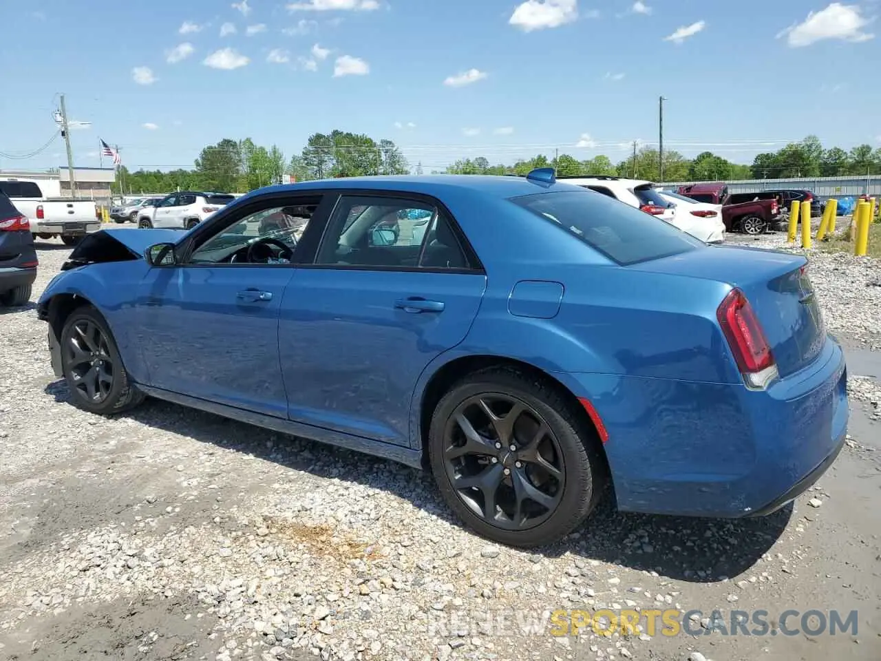 2 fotografías del automóvil dañado 2C3CCAAG4NH116220 CHRYSLER 300 2022
