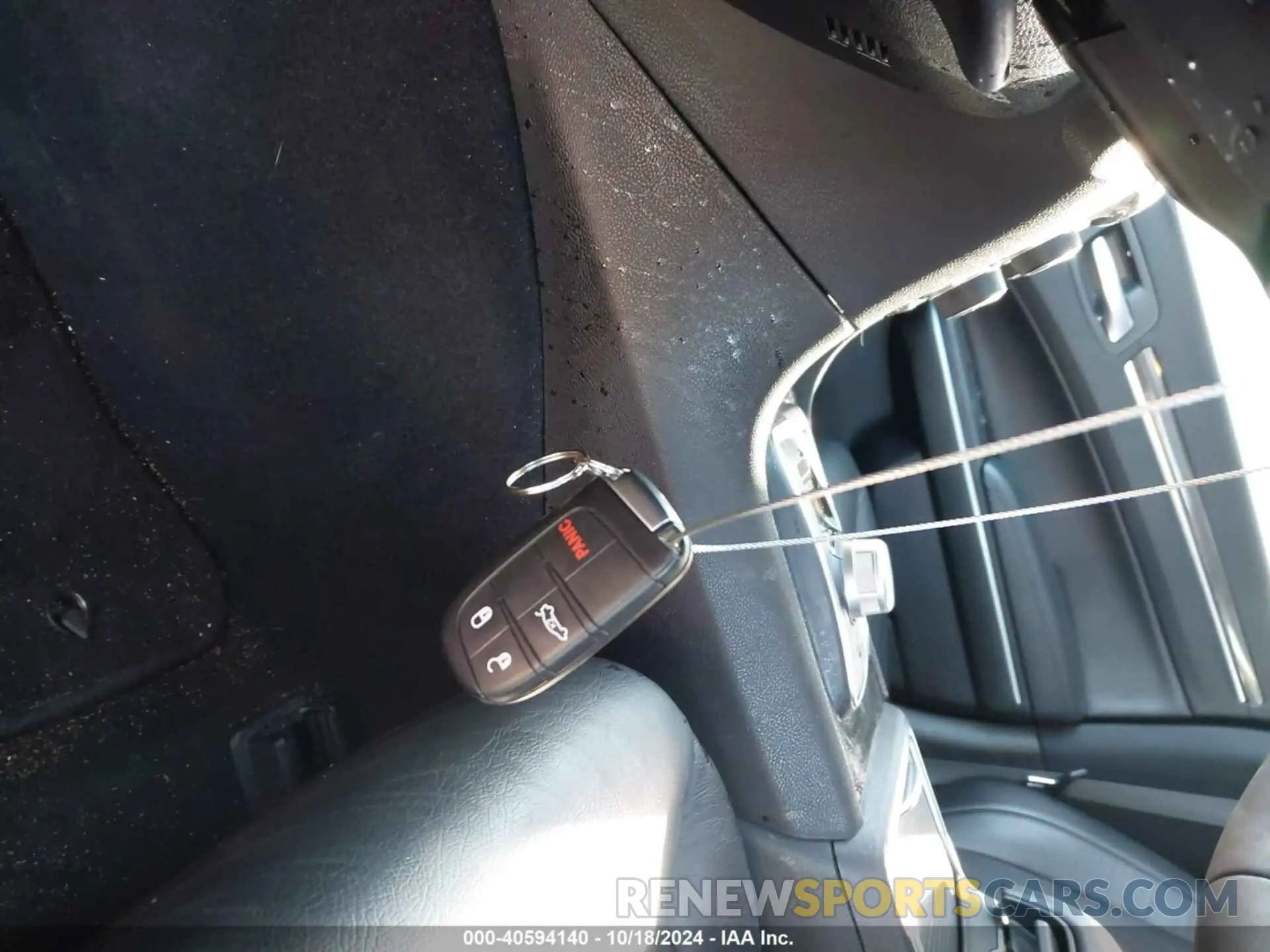 11 fotografías del automóvil dañado 2C3CCAAG6NH256575 CHRYSLER 300 2022