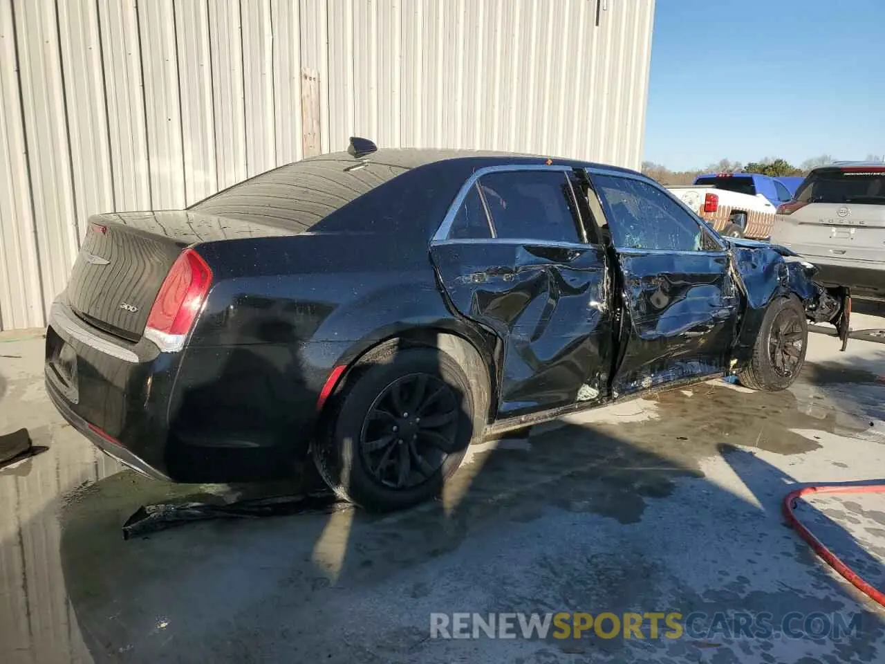 3 fotografías del automóvil dañado 2C3CCAAG8NH116236 CHRYSLER 300 2022