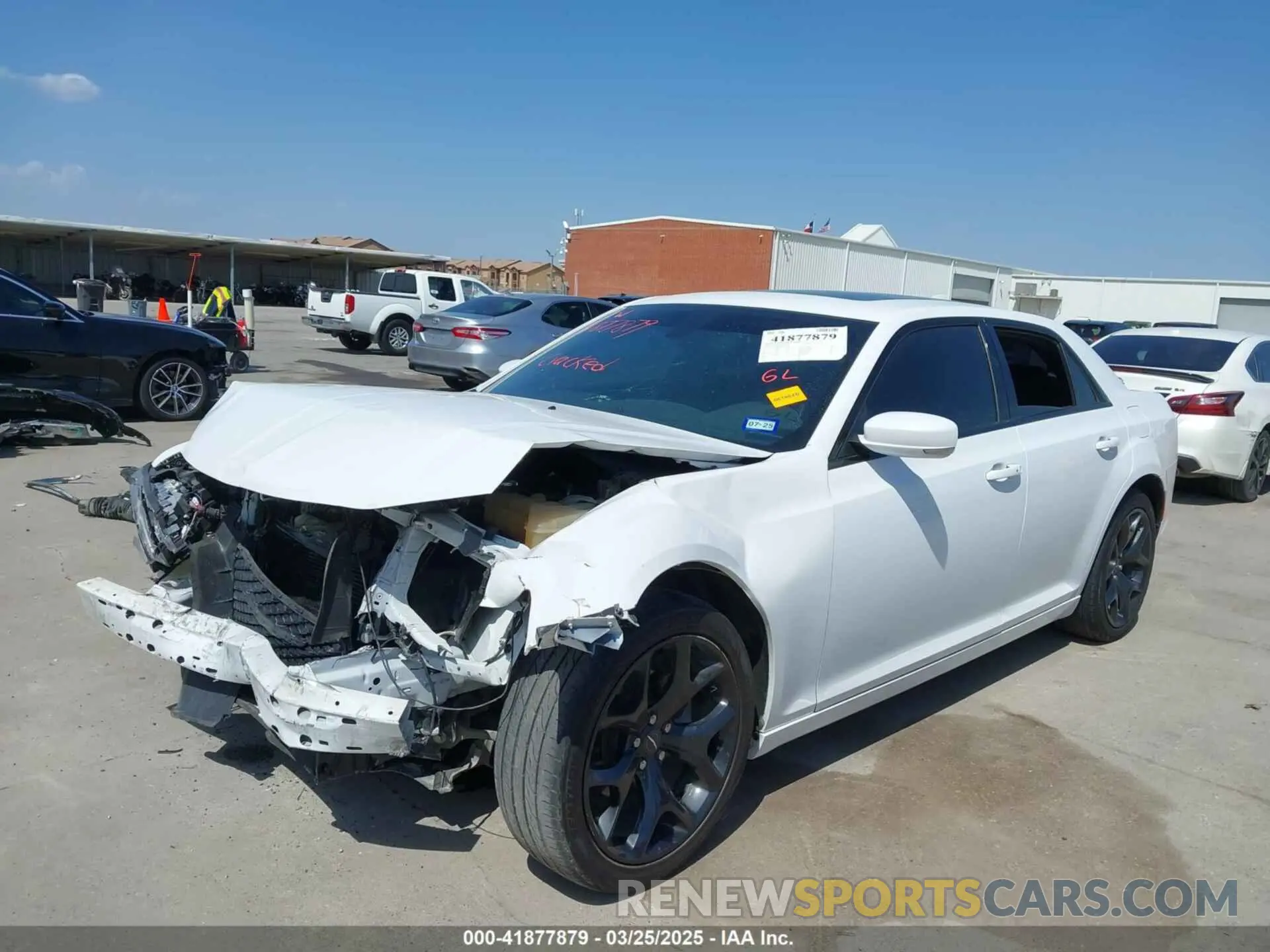 2 fotografías del automóvil dañado 2C3CCABG8NH154418 CHRYSLER 300 2022