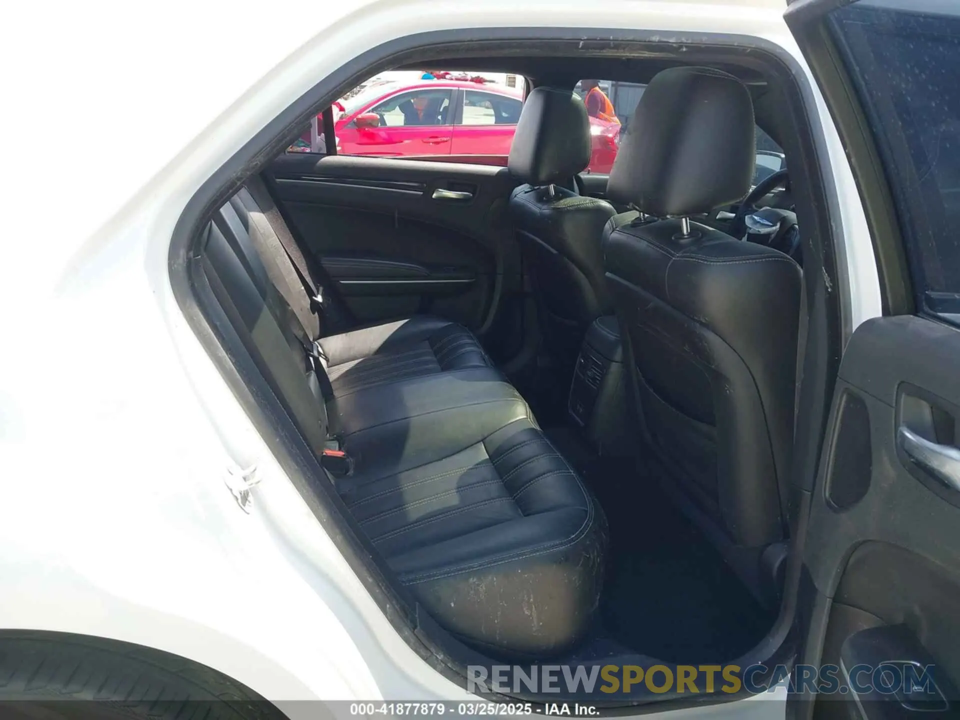 8 fotografías del automóvil dañado 2C3CCABG8NH154418 CHRYSLER 300 2022