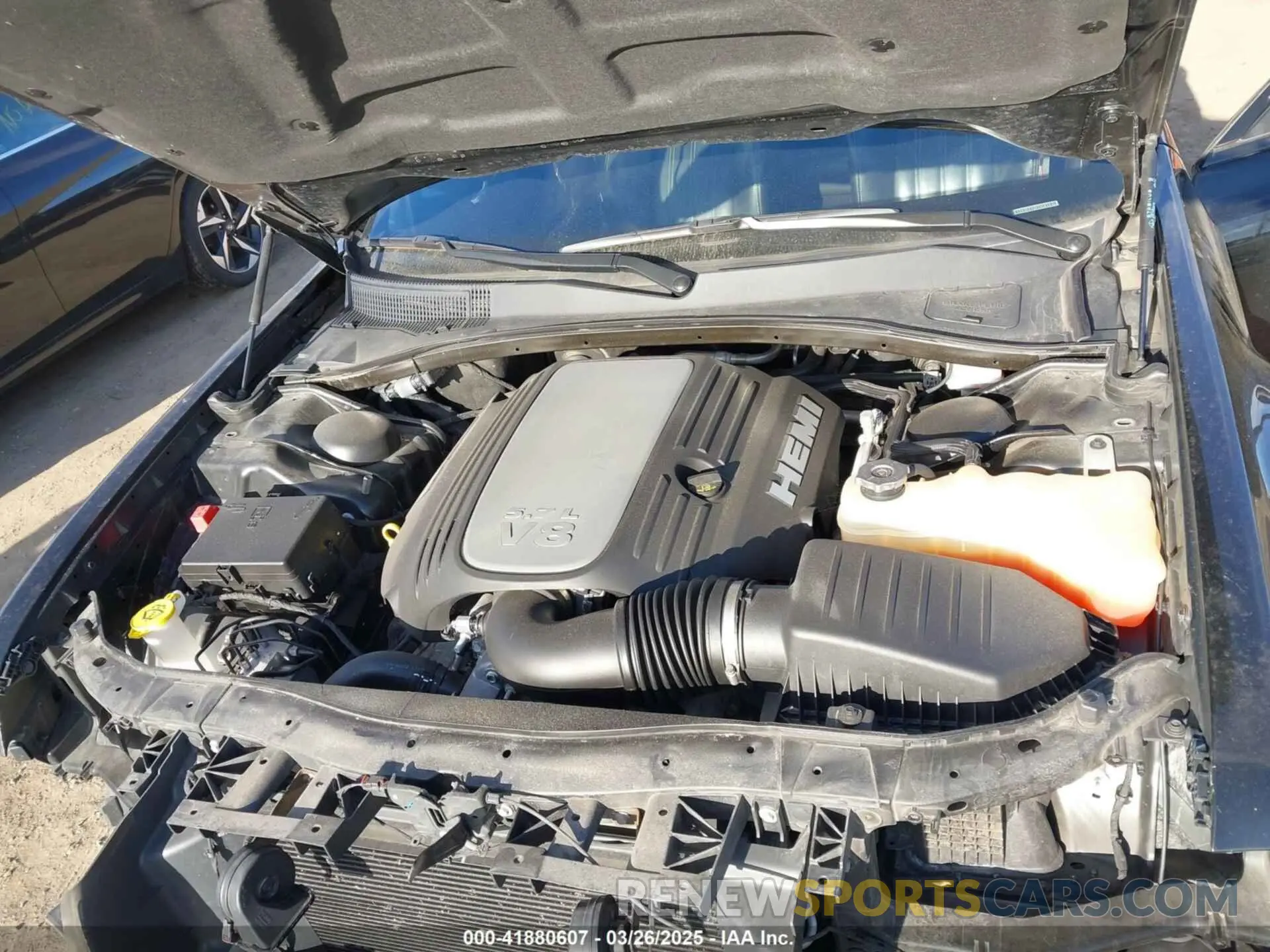 10 fotografías del automóvil dañado 2C3CCABT3NH107472 CHRYSLER 300 2022