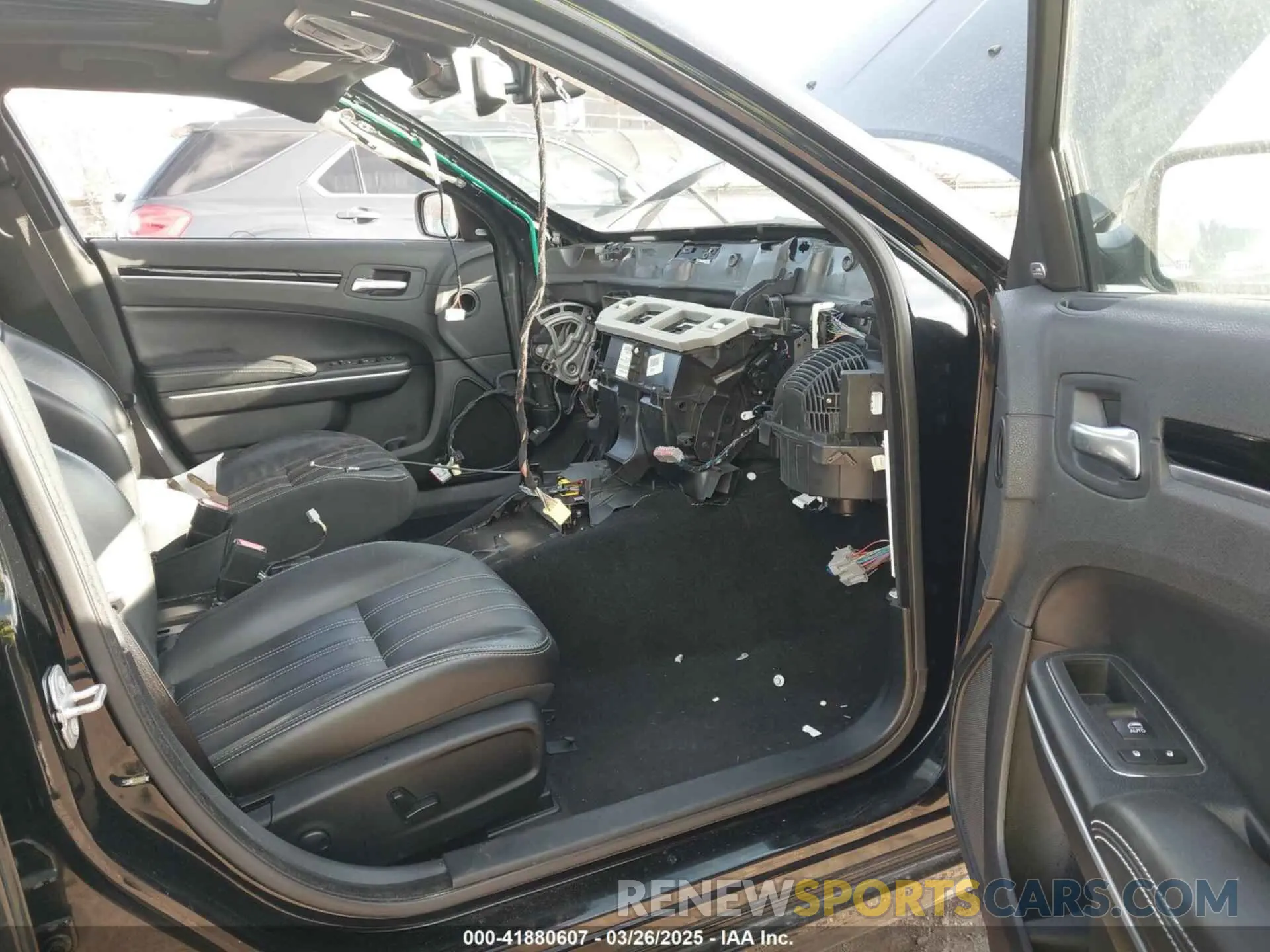 5 fotografías del automóvil dañado 2C3CCABT3NH107472 CHRYSLER 300 2022