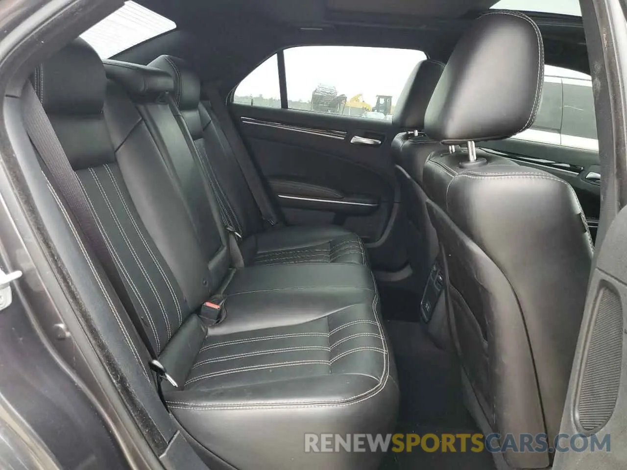 10 fotografías del automóvil dañado 2C3CCABT3NH162858 CHRYSLER 300 2022