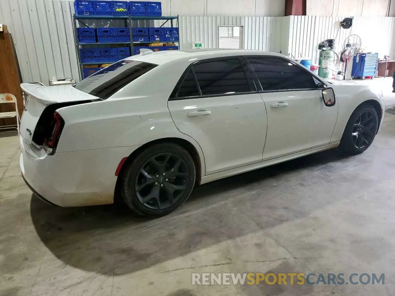 3 fotografías del automóvil dañado 2C3CCABT9NH199123 CHRYSLER 300 2022