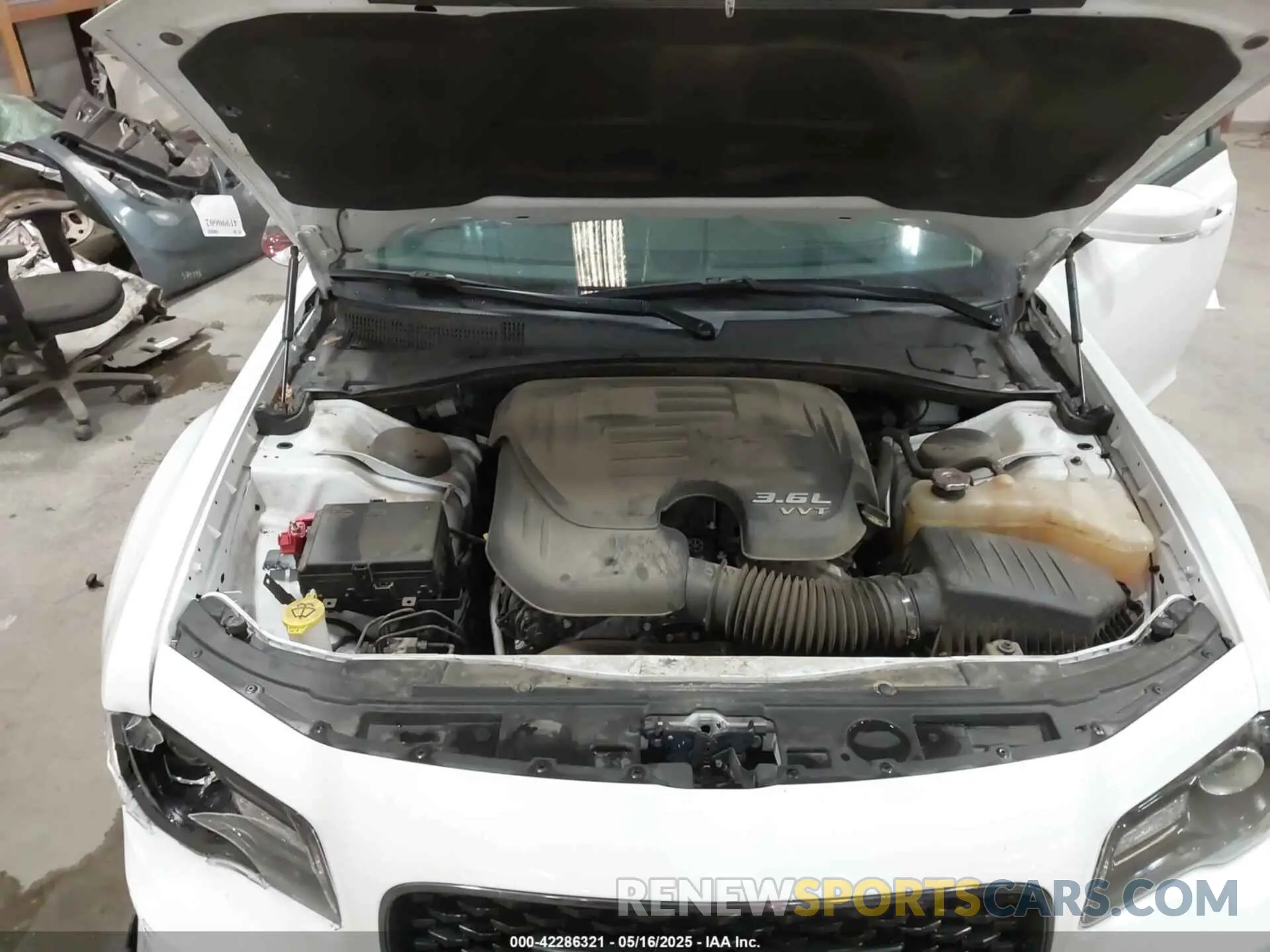 10 fotografías del automóvil dañado 2C3CCADG1NH205500 CHRYSLER 300 2022